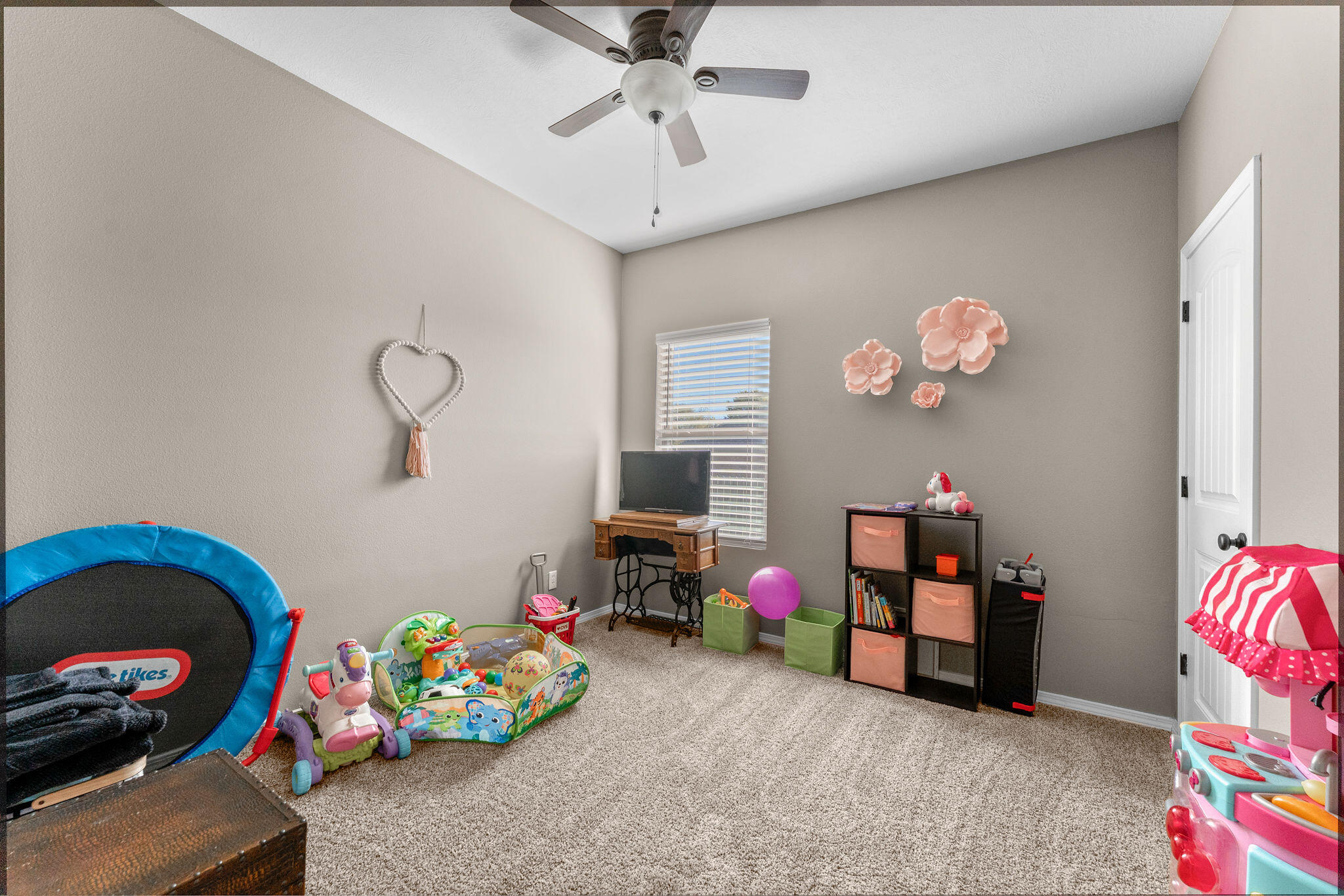 304 Regan Run Property Photo 23