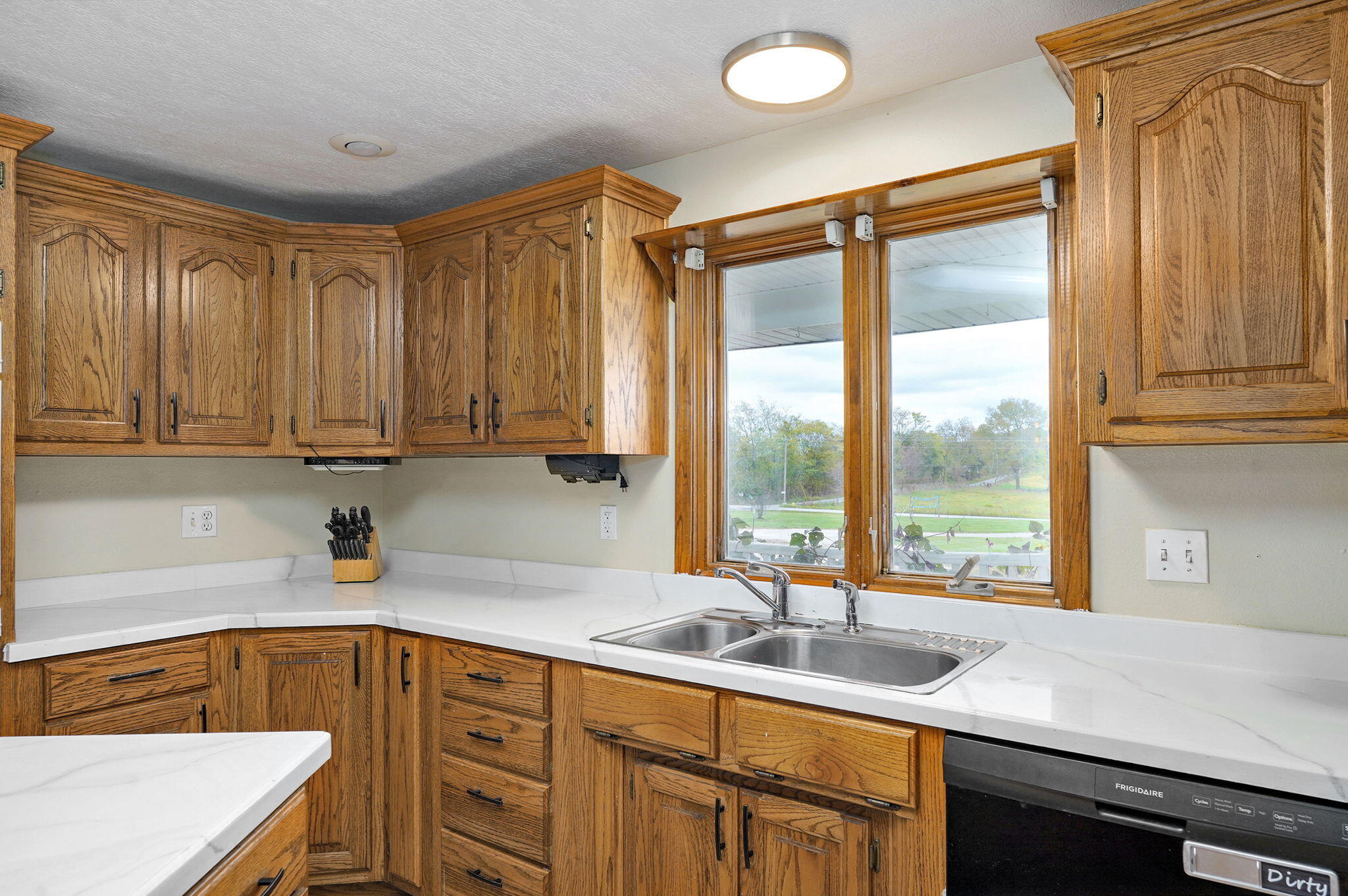 555 Elm Grove Road Property Photo 14