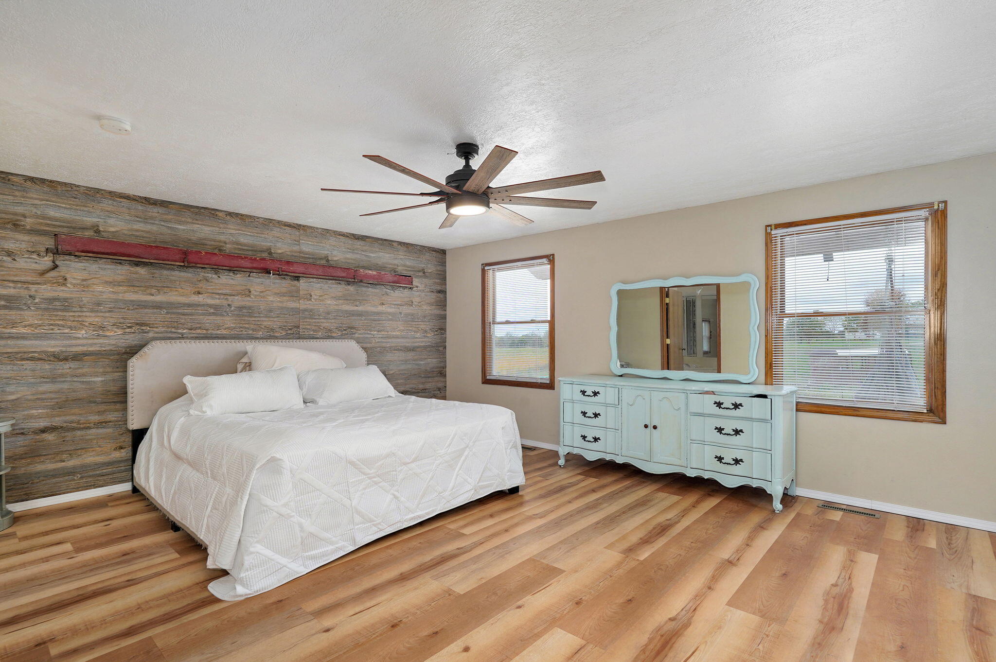 555 Elm Grove Road Property Photo 22