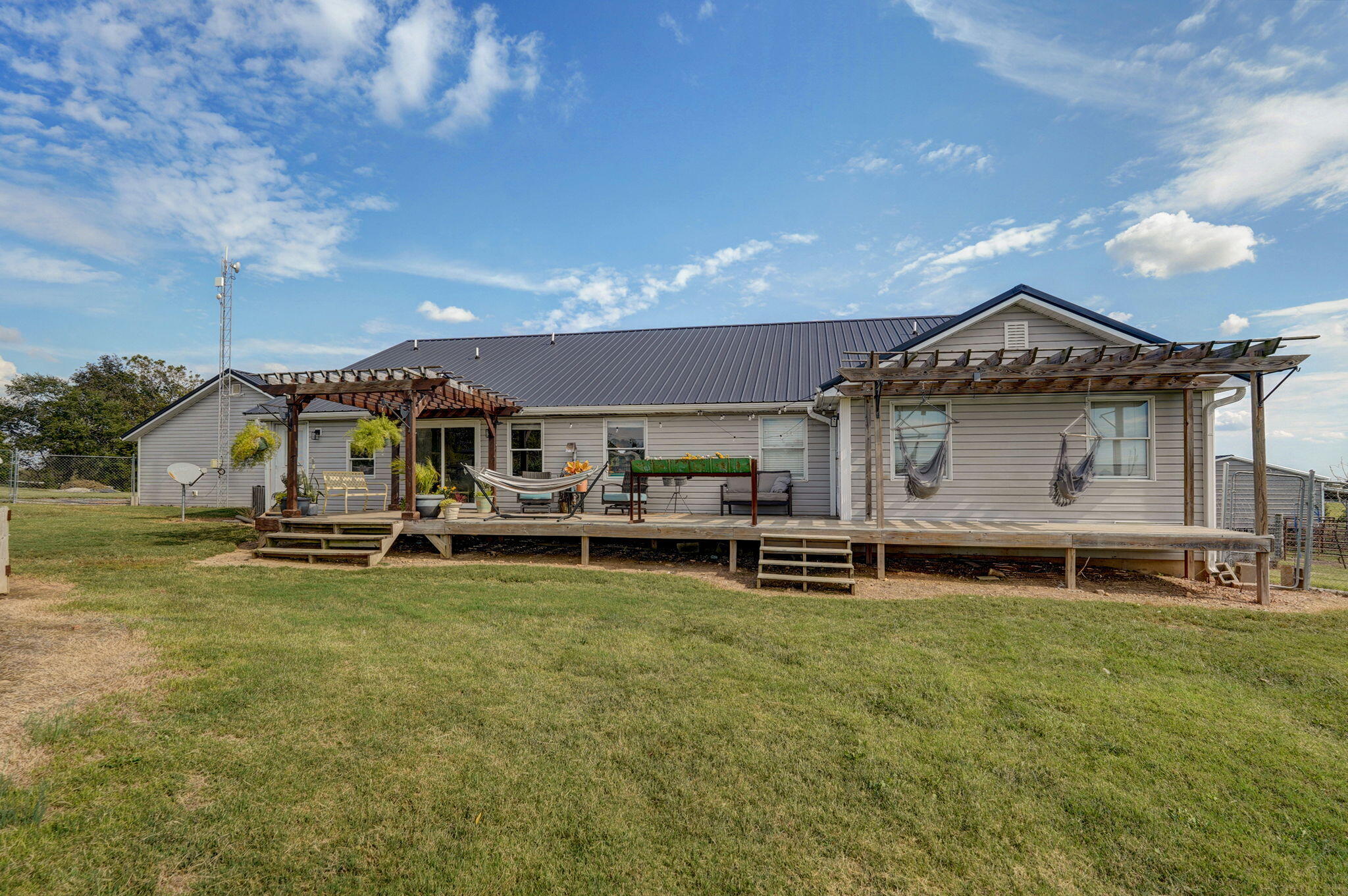 555 Elm Grove Road Property Photo 38