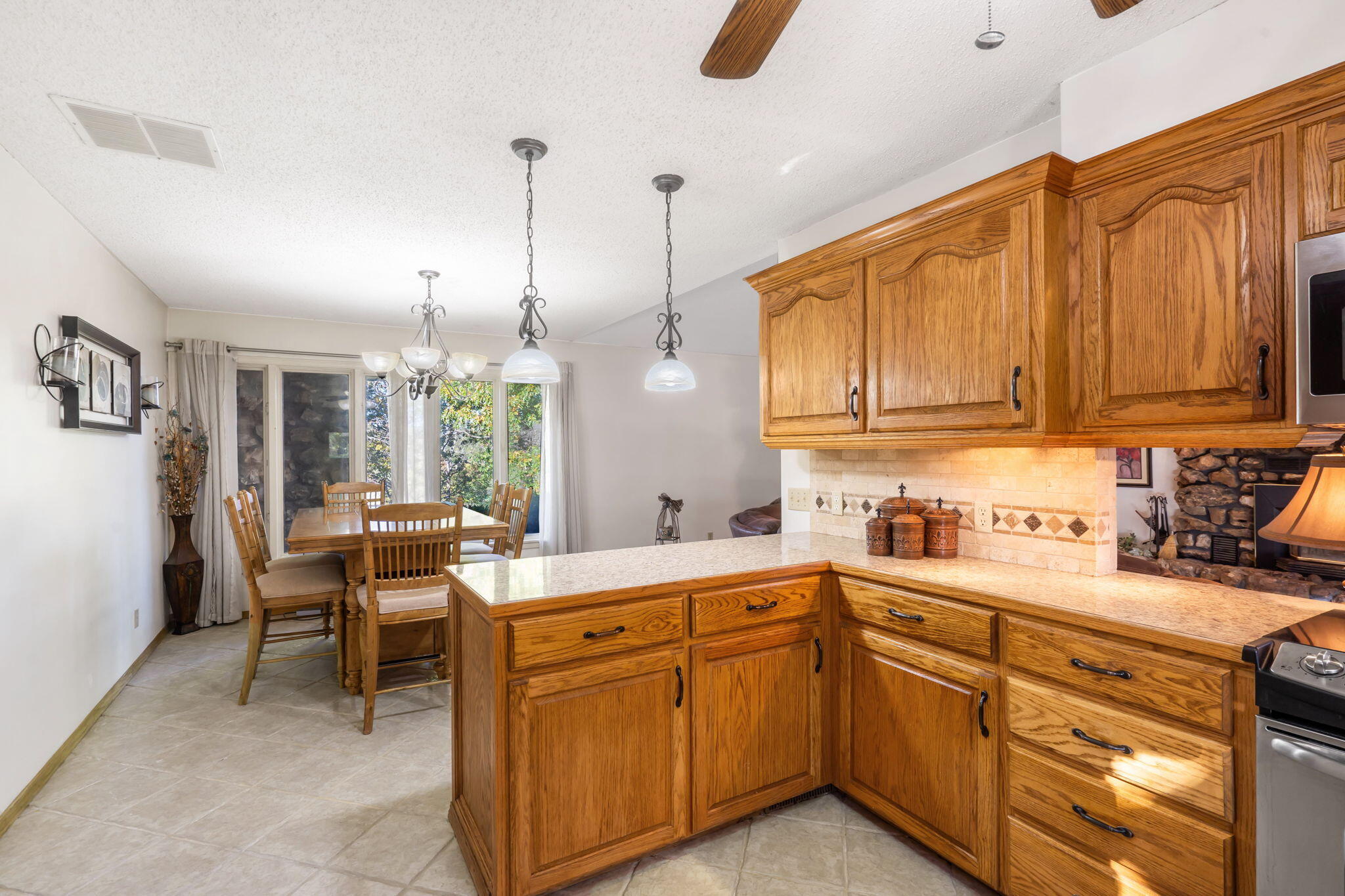 5024 South Farm Road 57 Property Photo 11