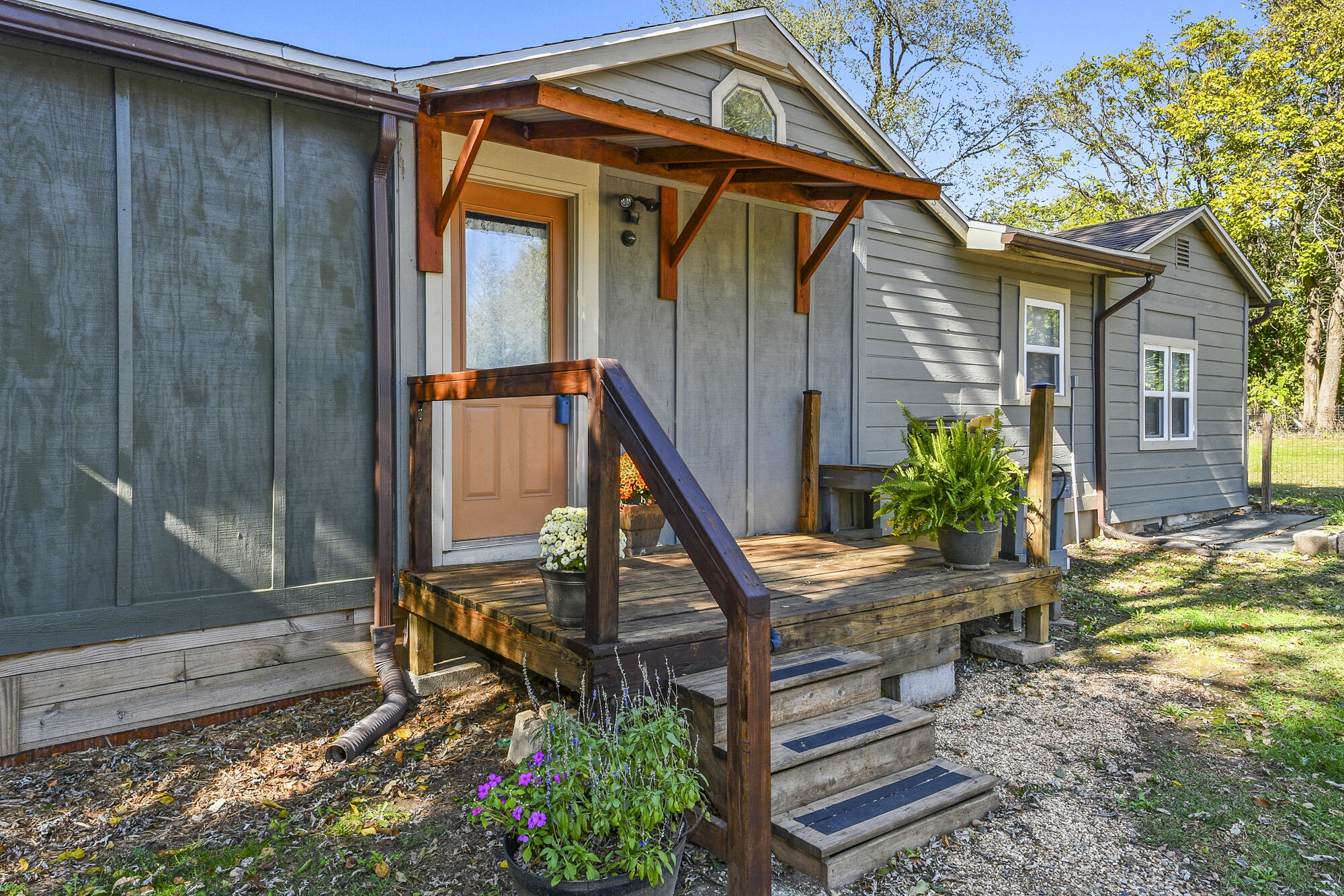 4557 West Loren Street Property Photo 5