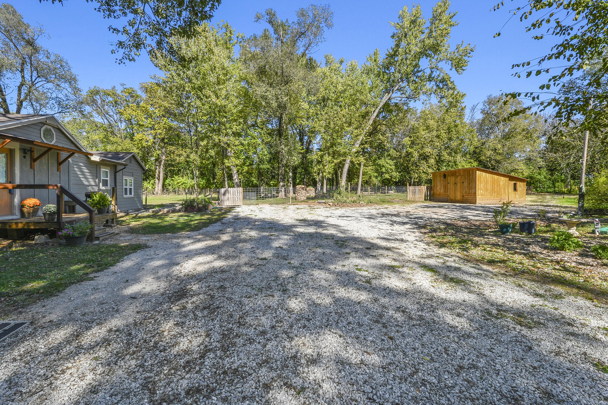 4557 West Loren Street Property Photo 9