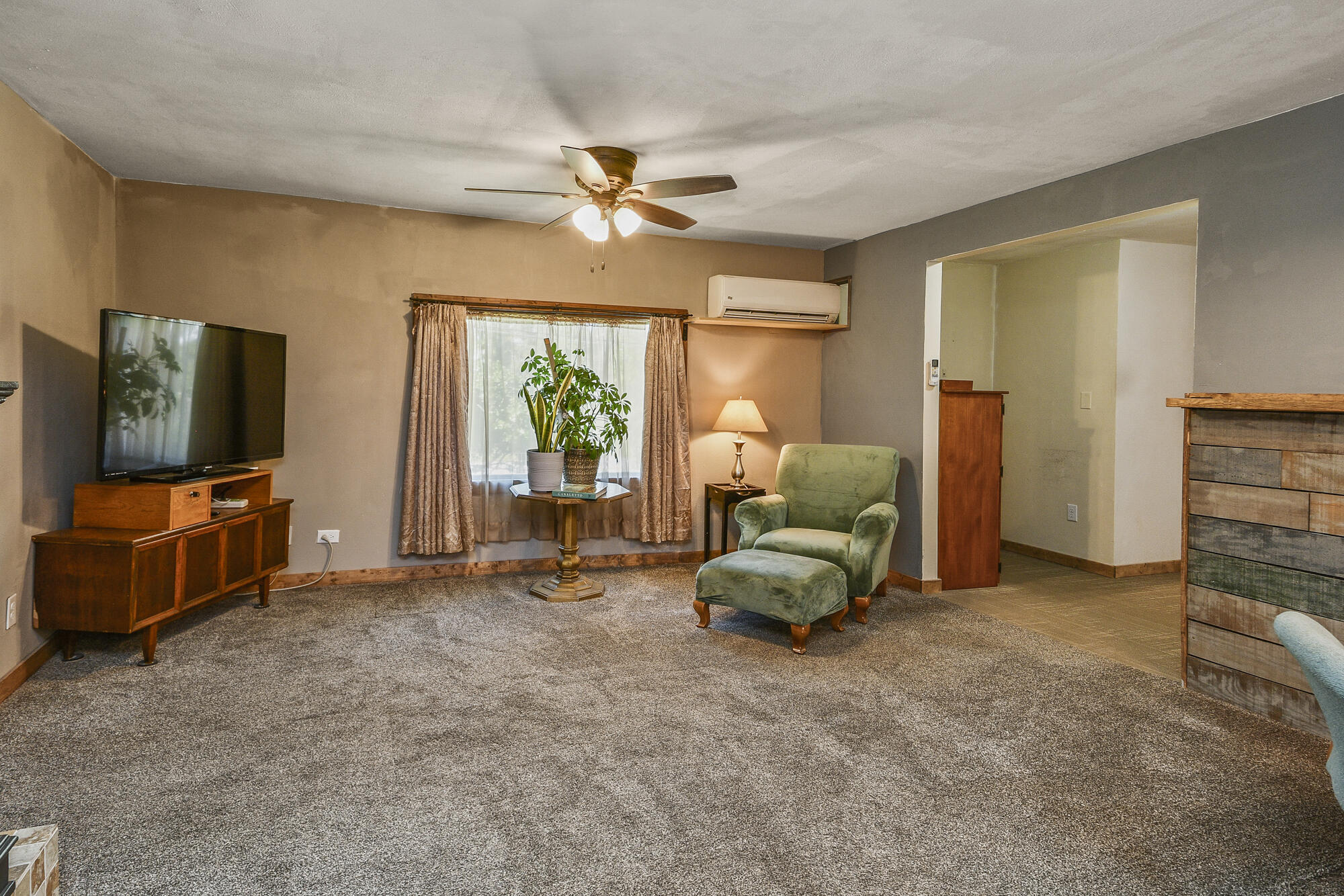 4557 West Loren Street Property Photo 22