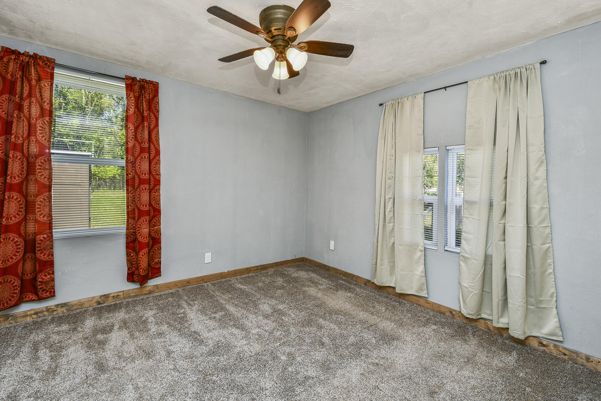 4557 West Loren Street Property Photo 35