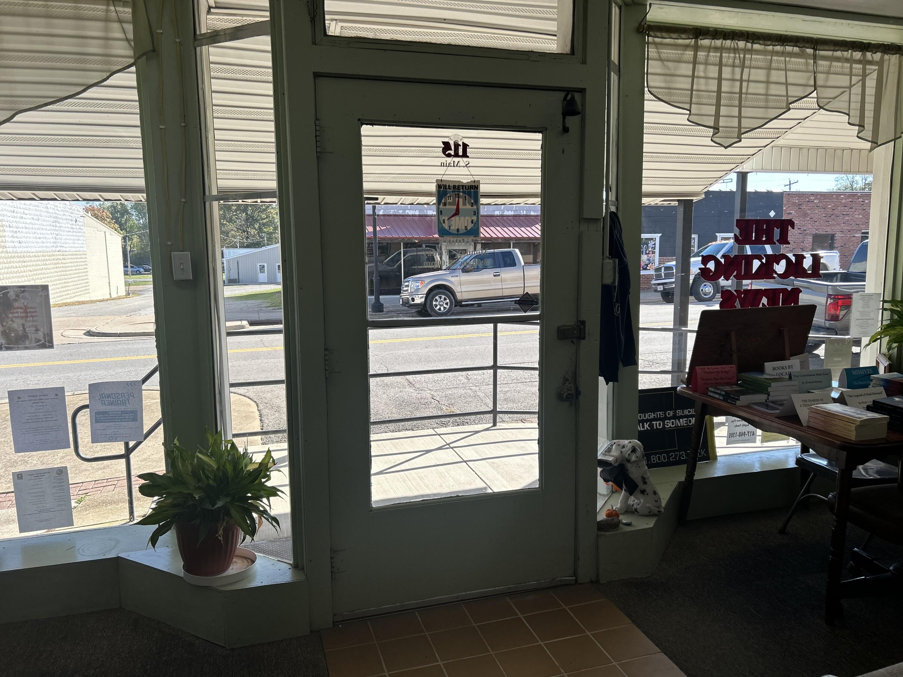 115 South Main Street Property Photo 2