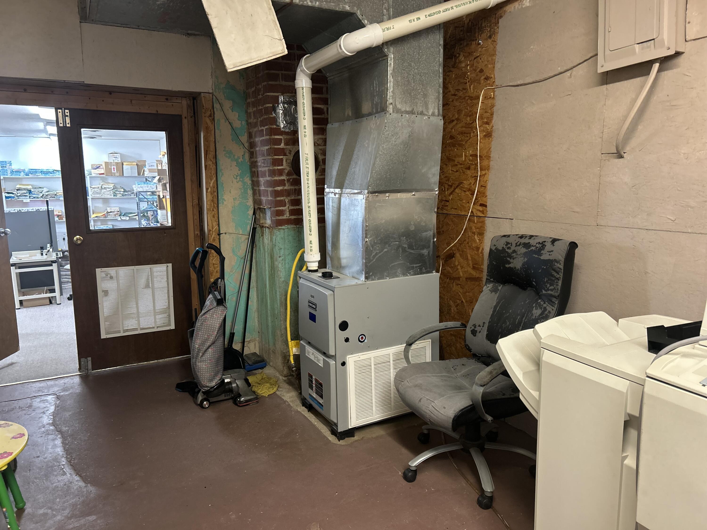 115 South Main Street Property Photo 8