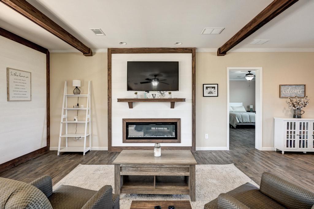 26097 Poppy Drive Property Photo 5