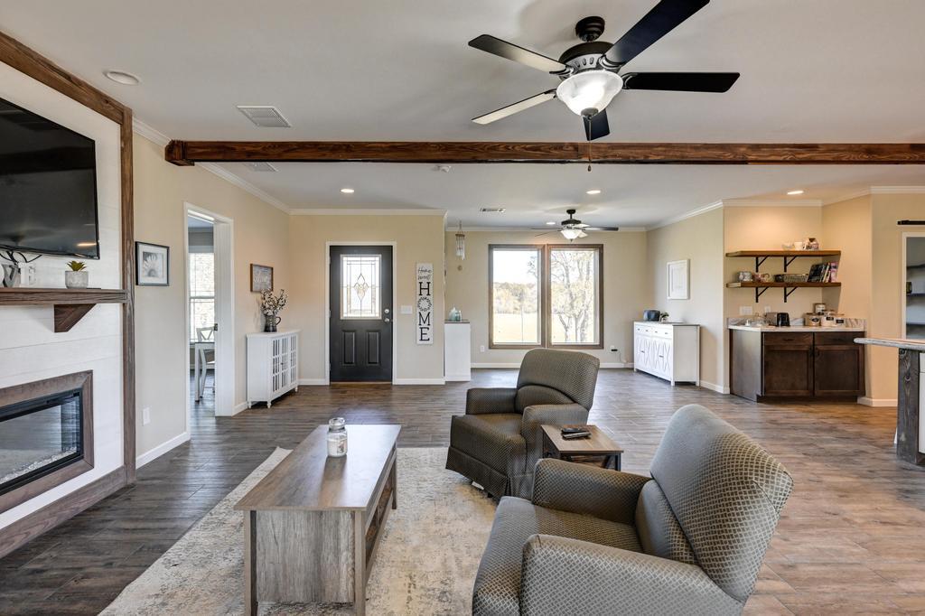 26097 Poppy Drive Property Photo 7