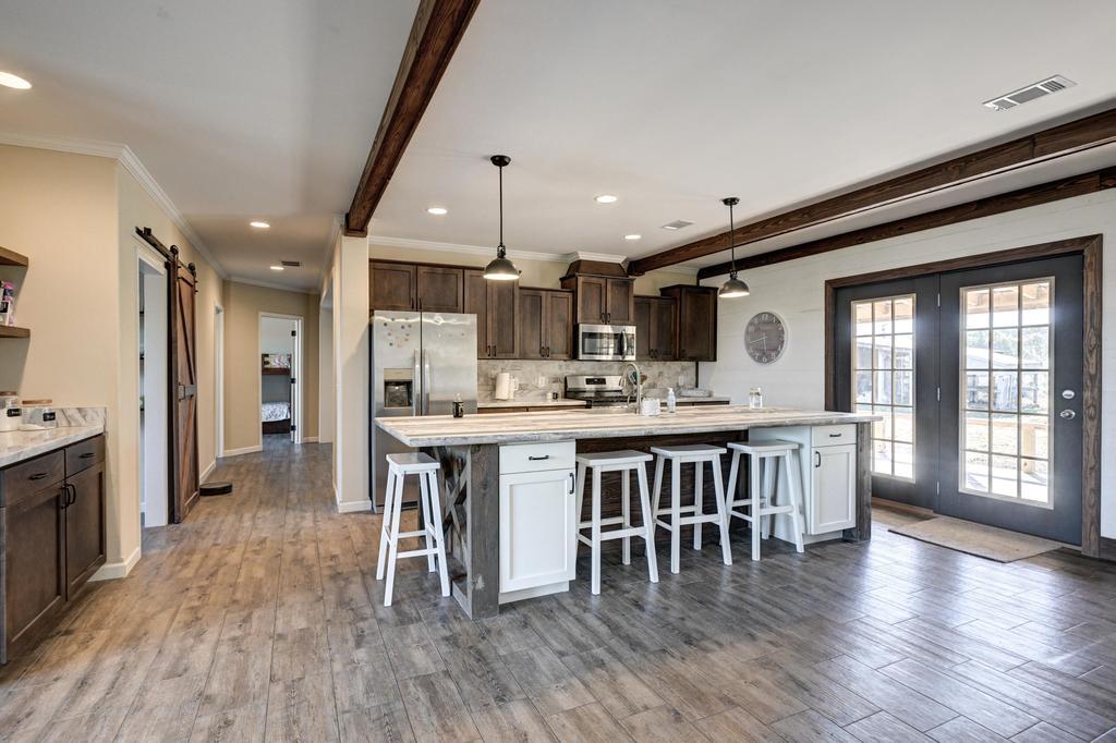 26097 Poppy Drive Property Photo 8