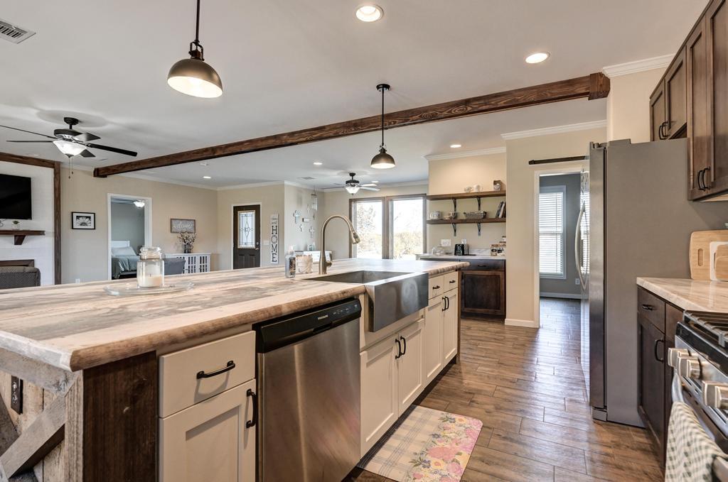 26097 Poppy Drive Property Photo 10