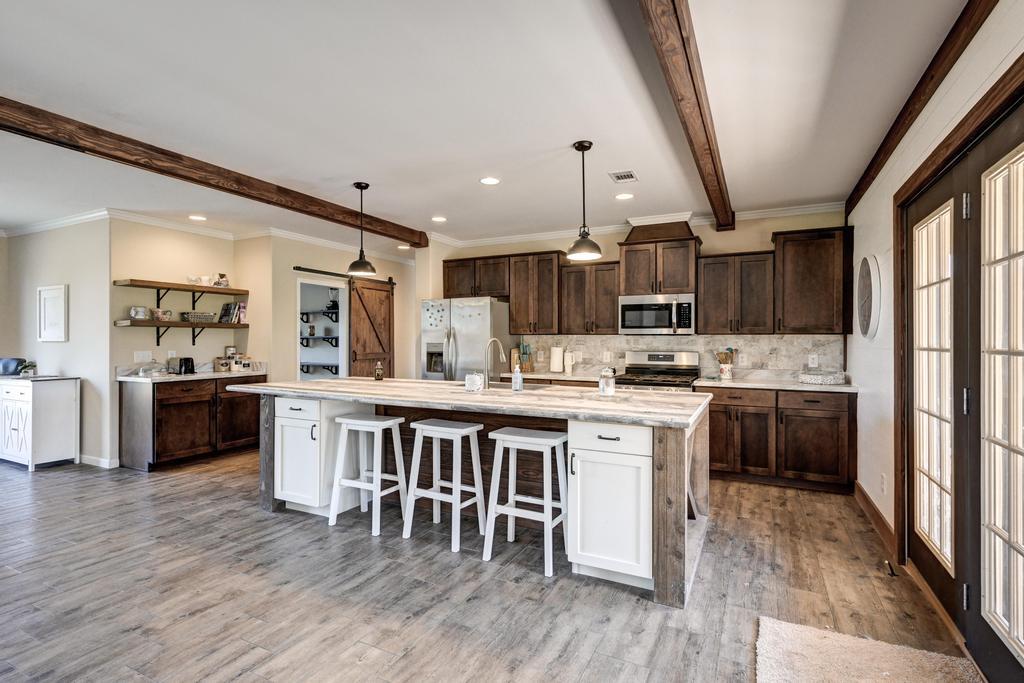 26097 Poppy Drive Property Photo 11