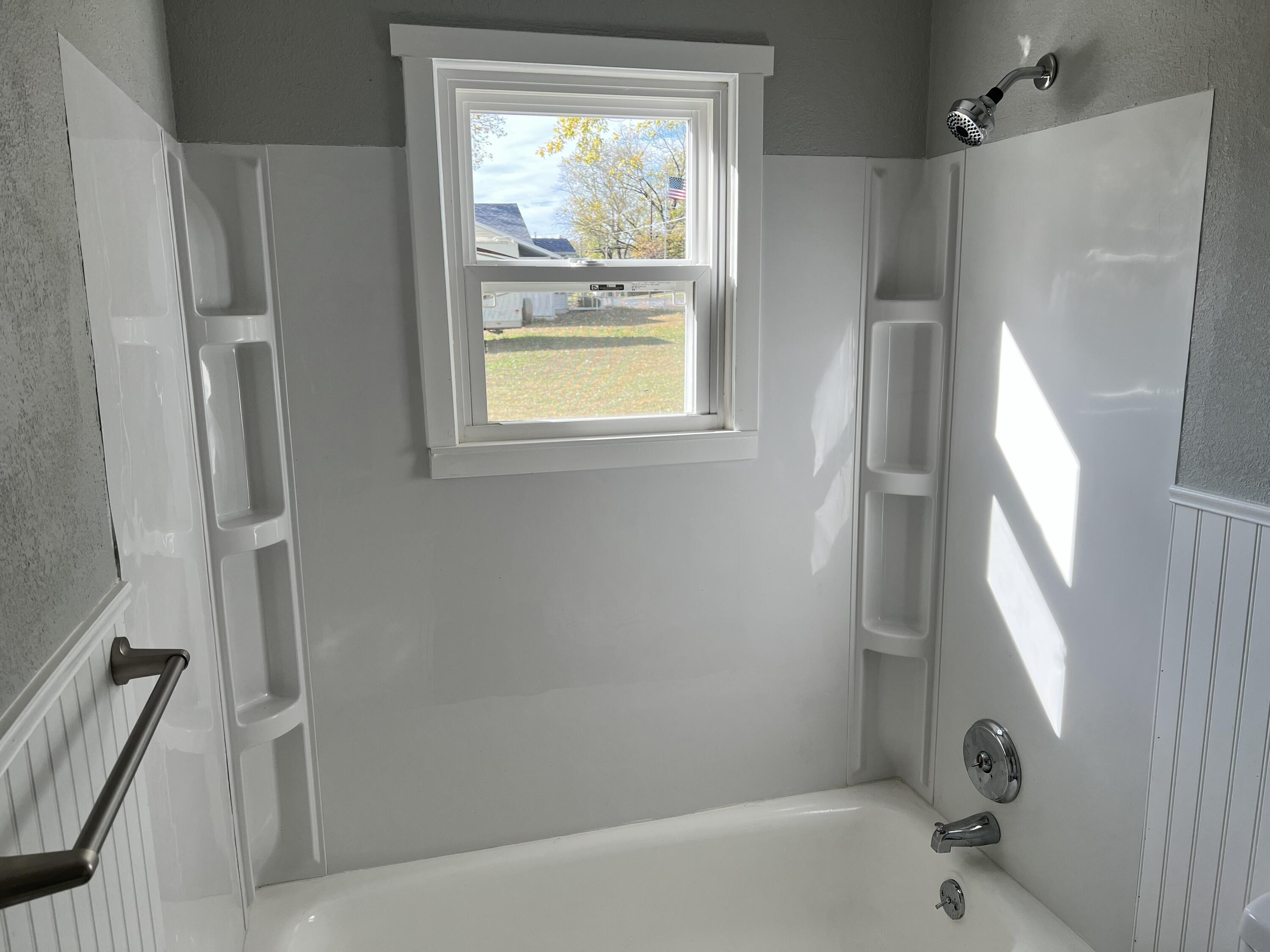 606 West Olive Street Property Photo 10