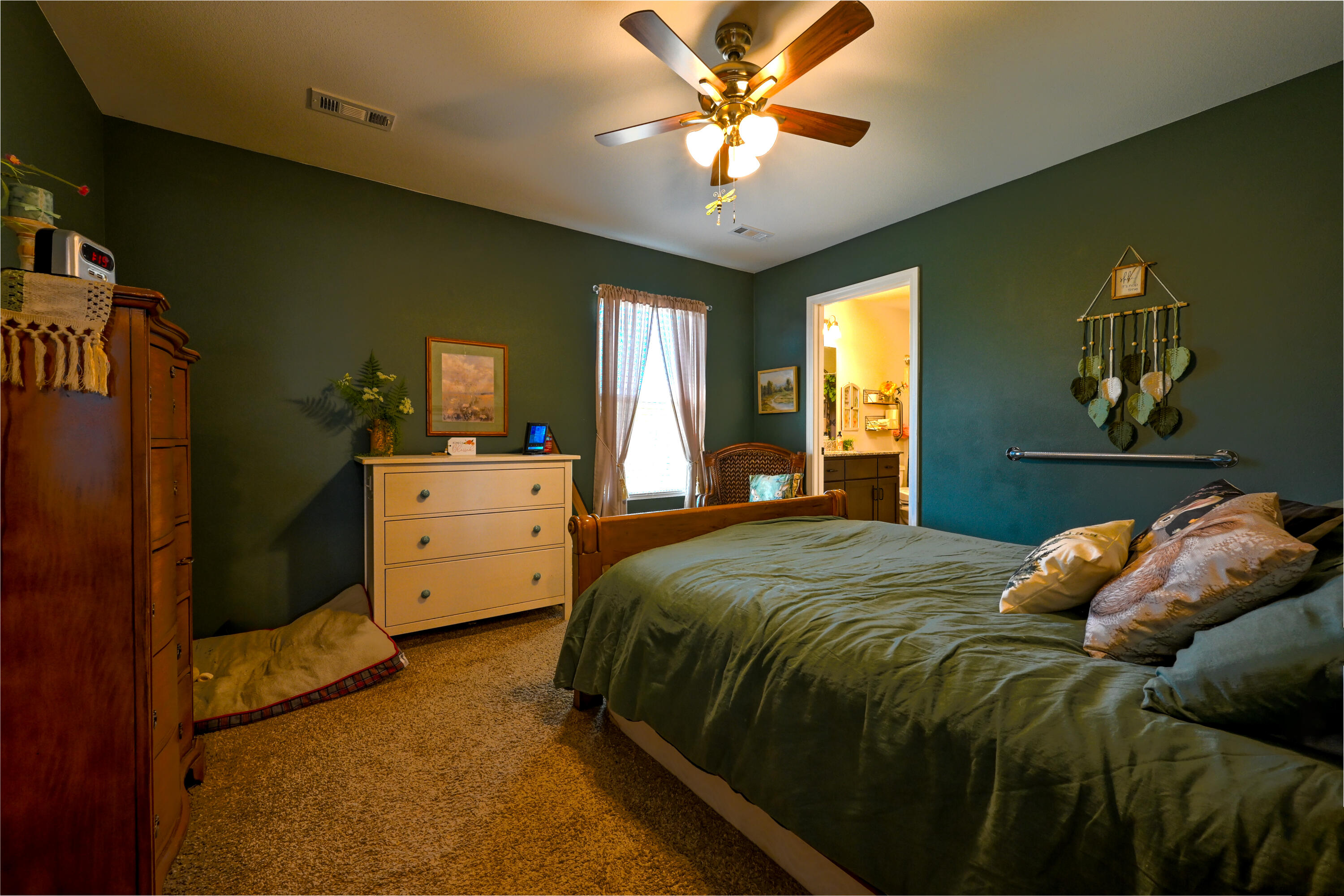 602 Cass Circle Property Photo 5