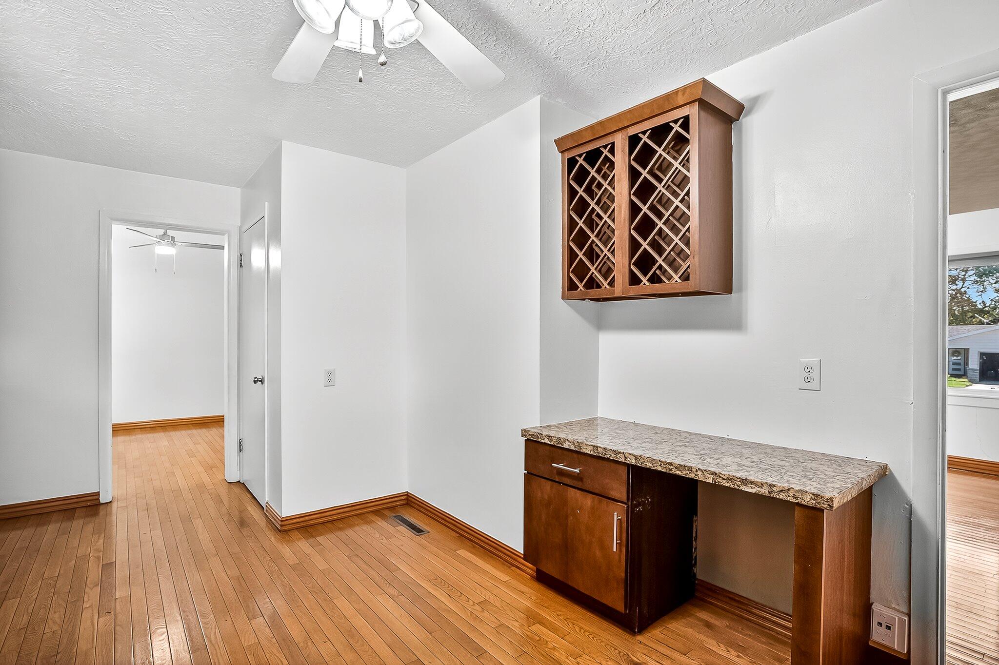 1824 South Thelma Avenue Property Photo 12