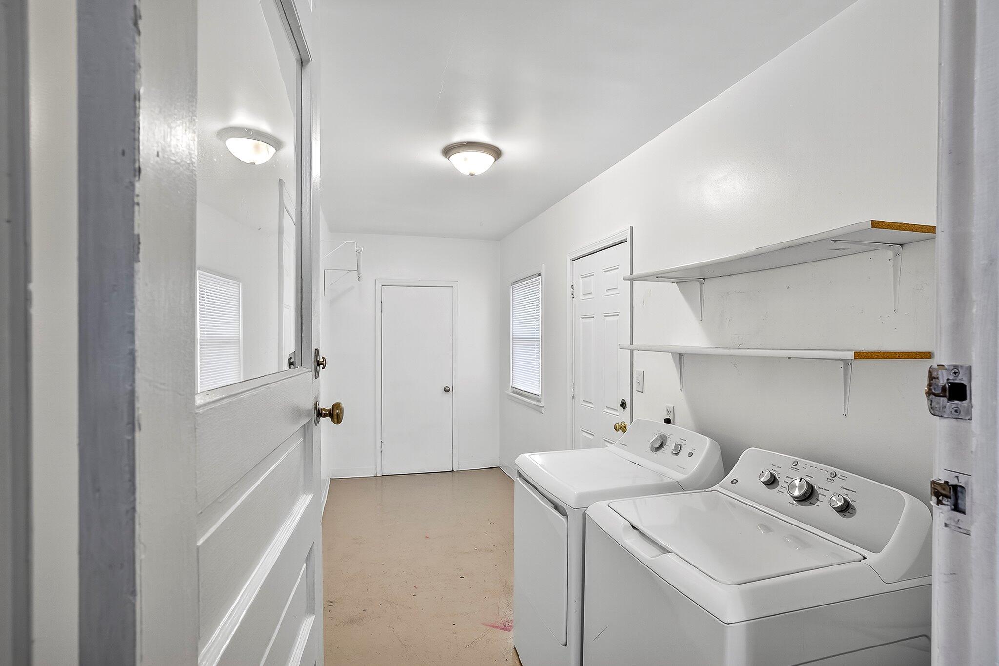 1824 South Thelma Avenue Property Photo 20