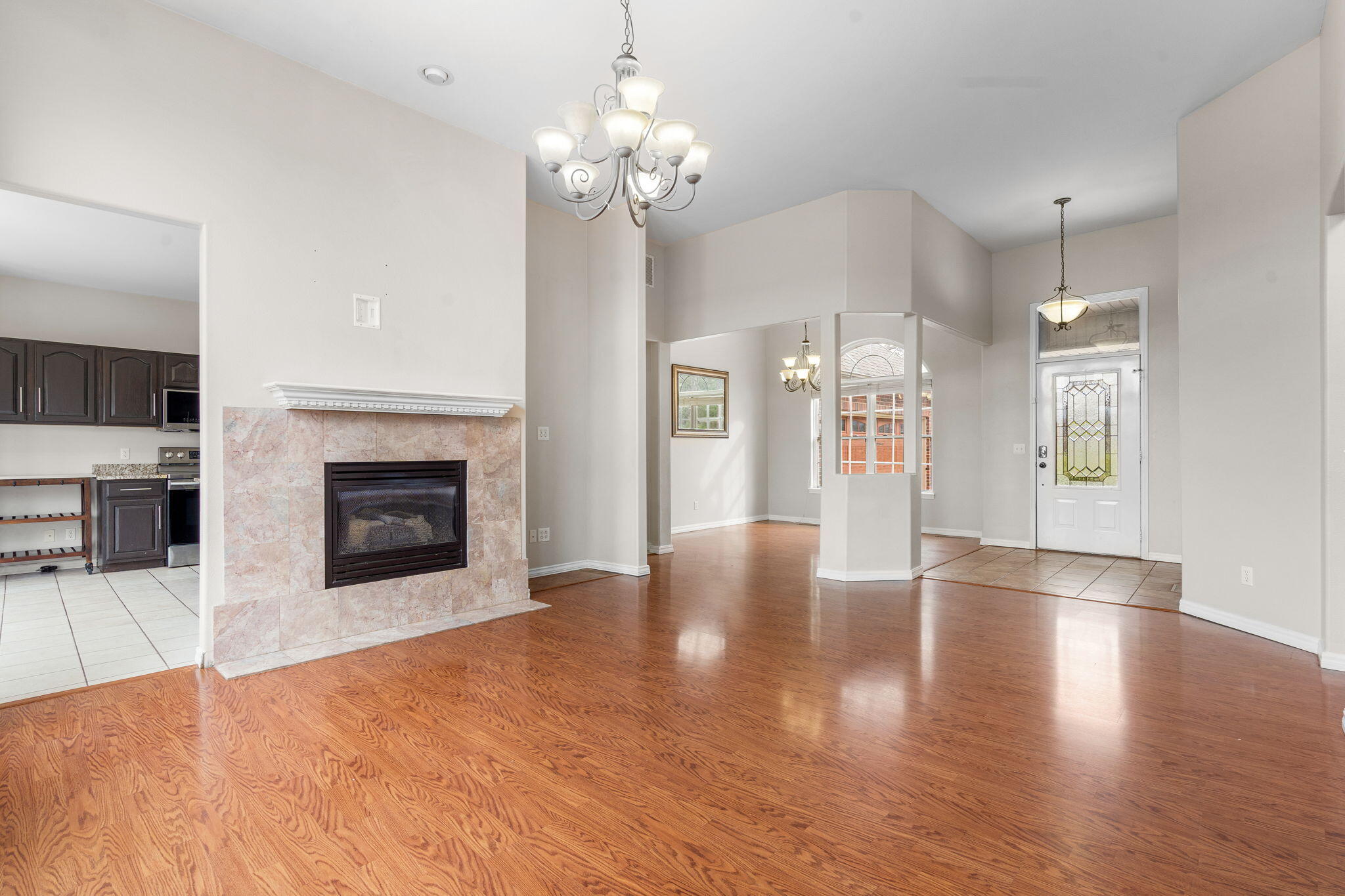 852 Silvercliff Way Property Photo 22