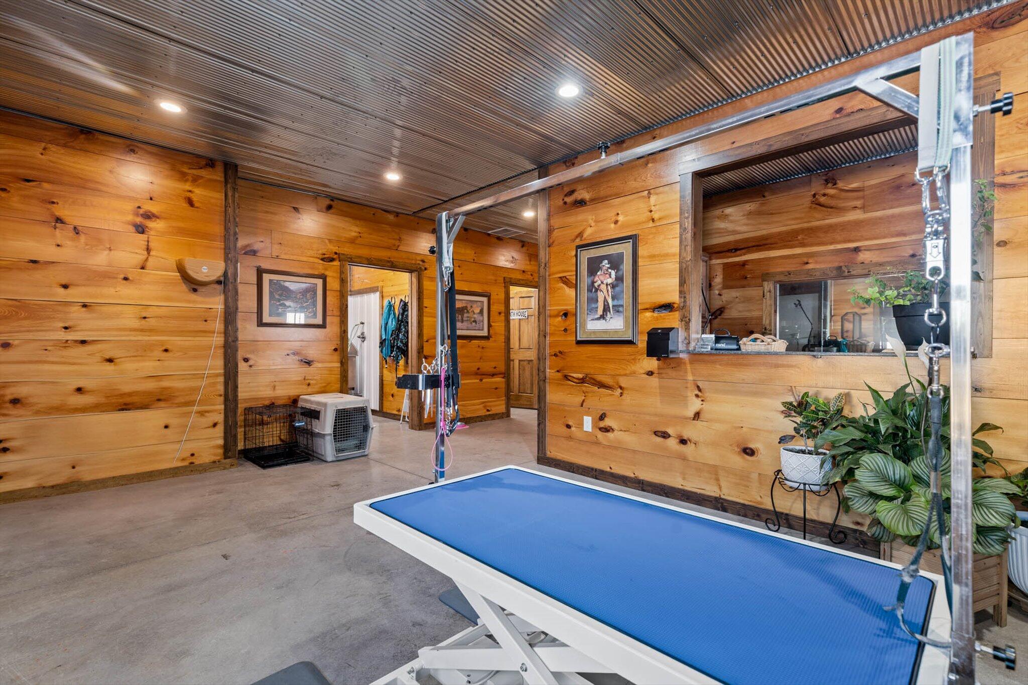 558 Lucky Road Property Photo 4