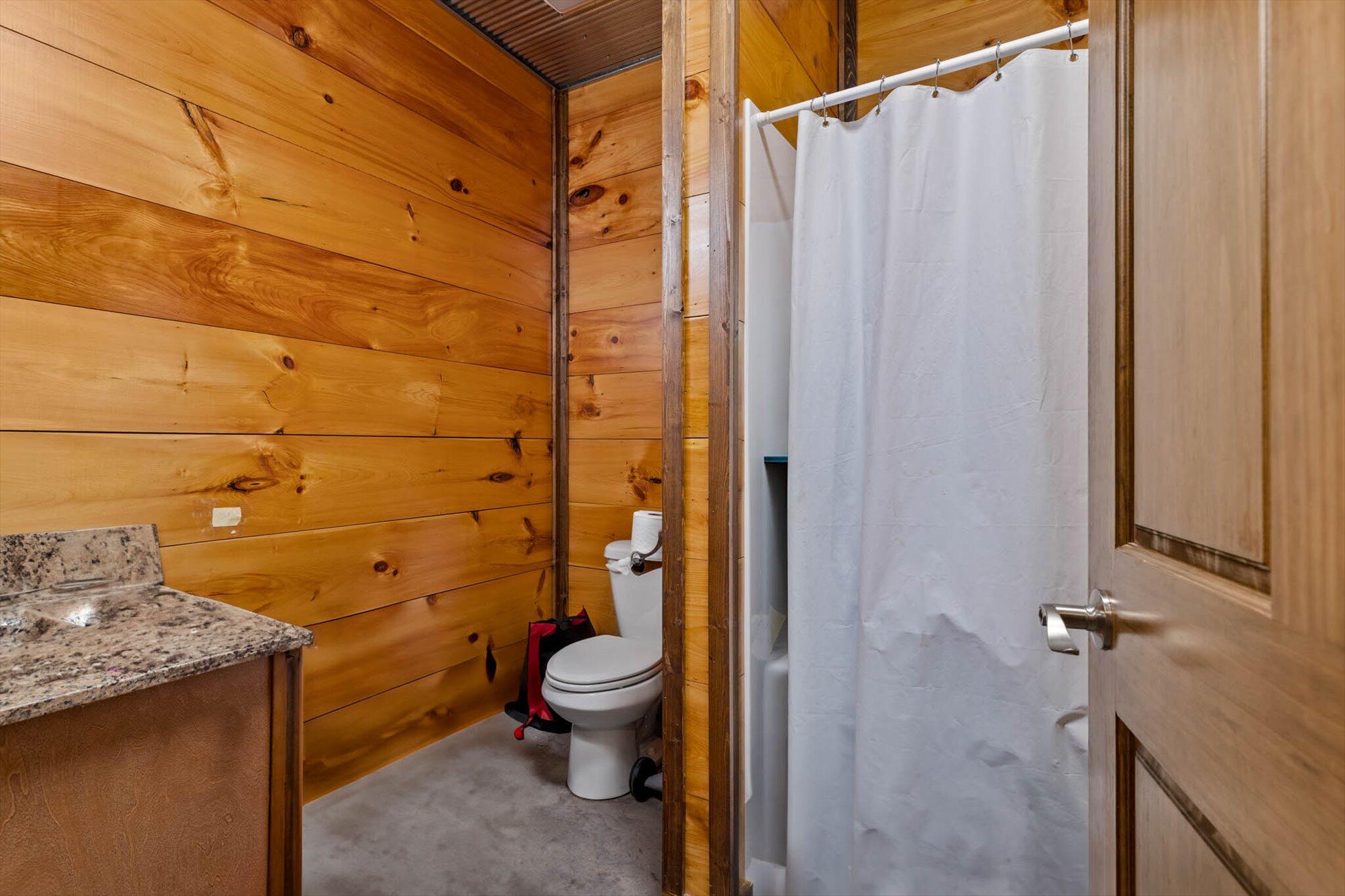 558 Lucky Road Property Photo 8