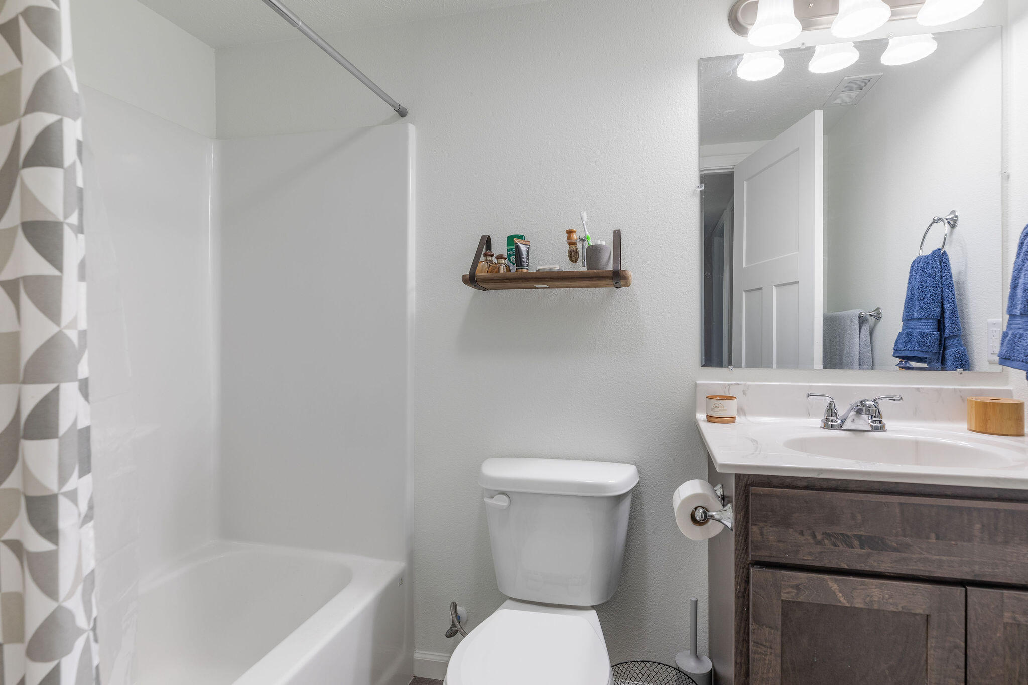 393 Walnut Street Property Photo 8