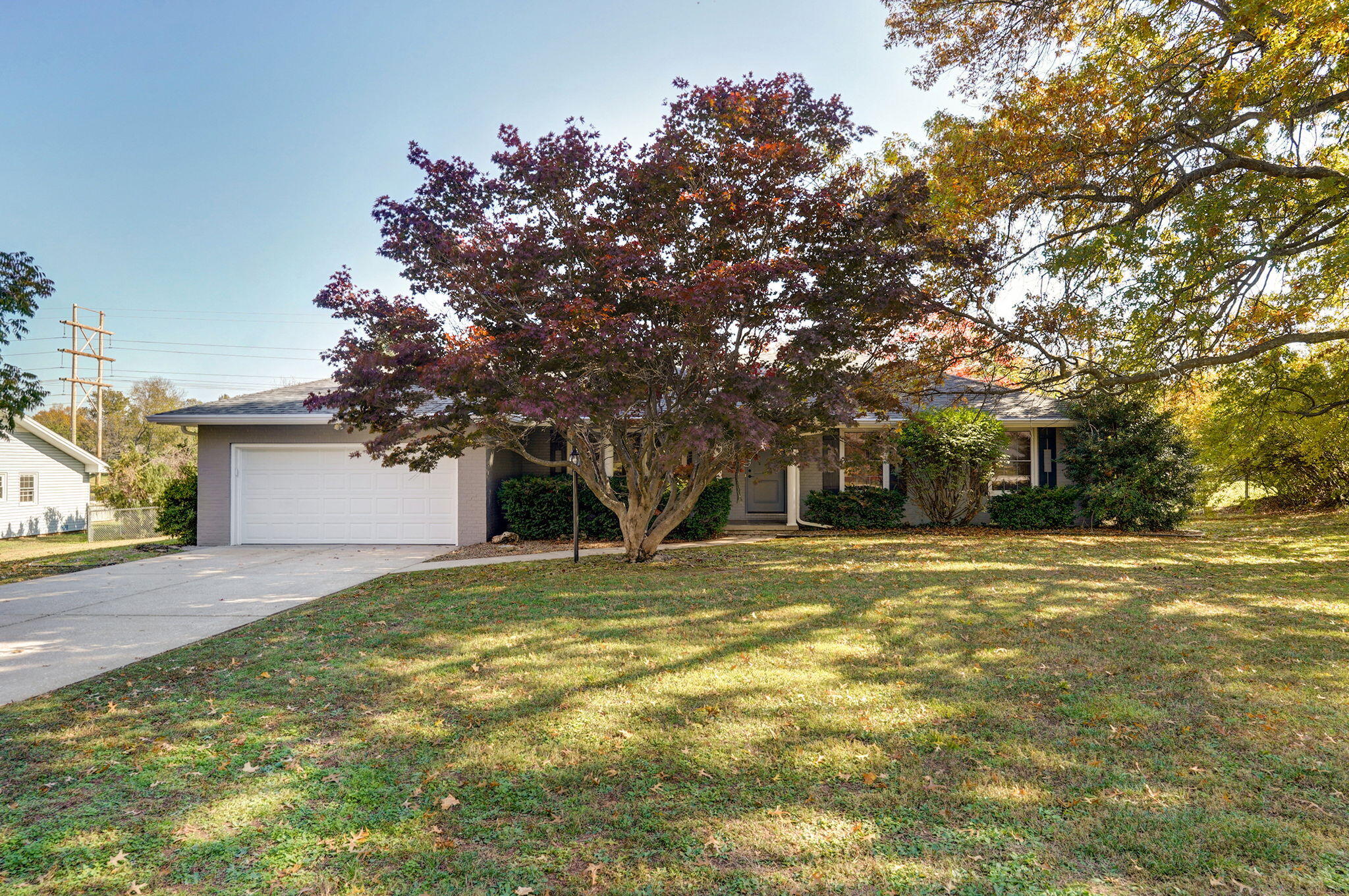 5040 South Charleston Avenue Property Photo 1