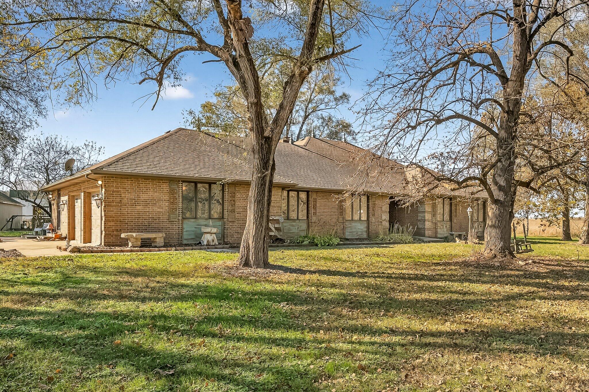 1819 Pleasant Hill Road Property Photo 1