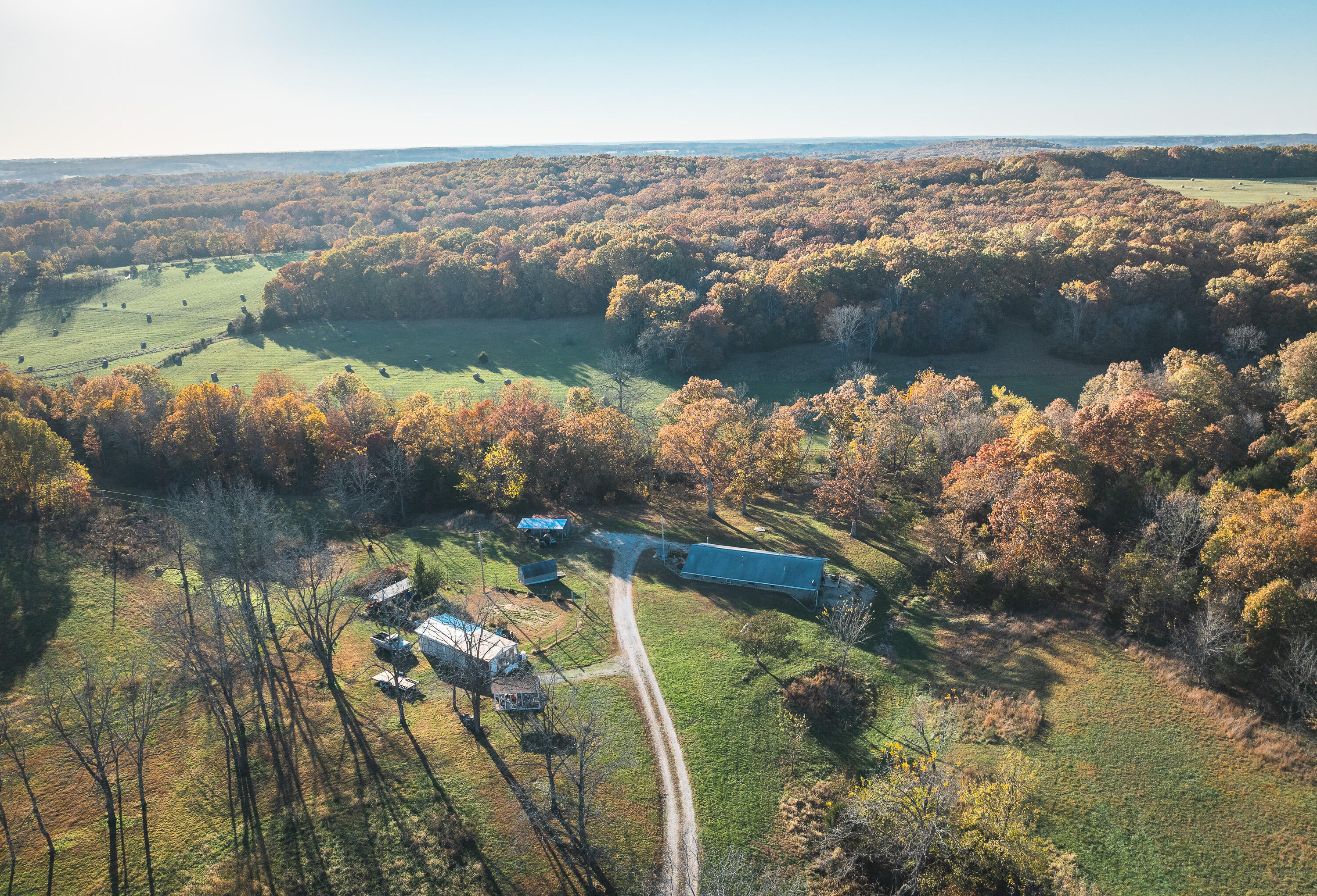 6601 County Line Road Property Photo 3