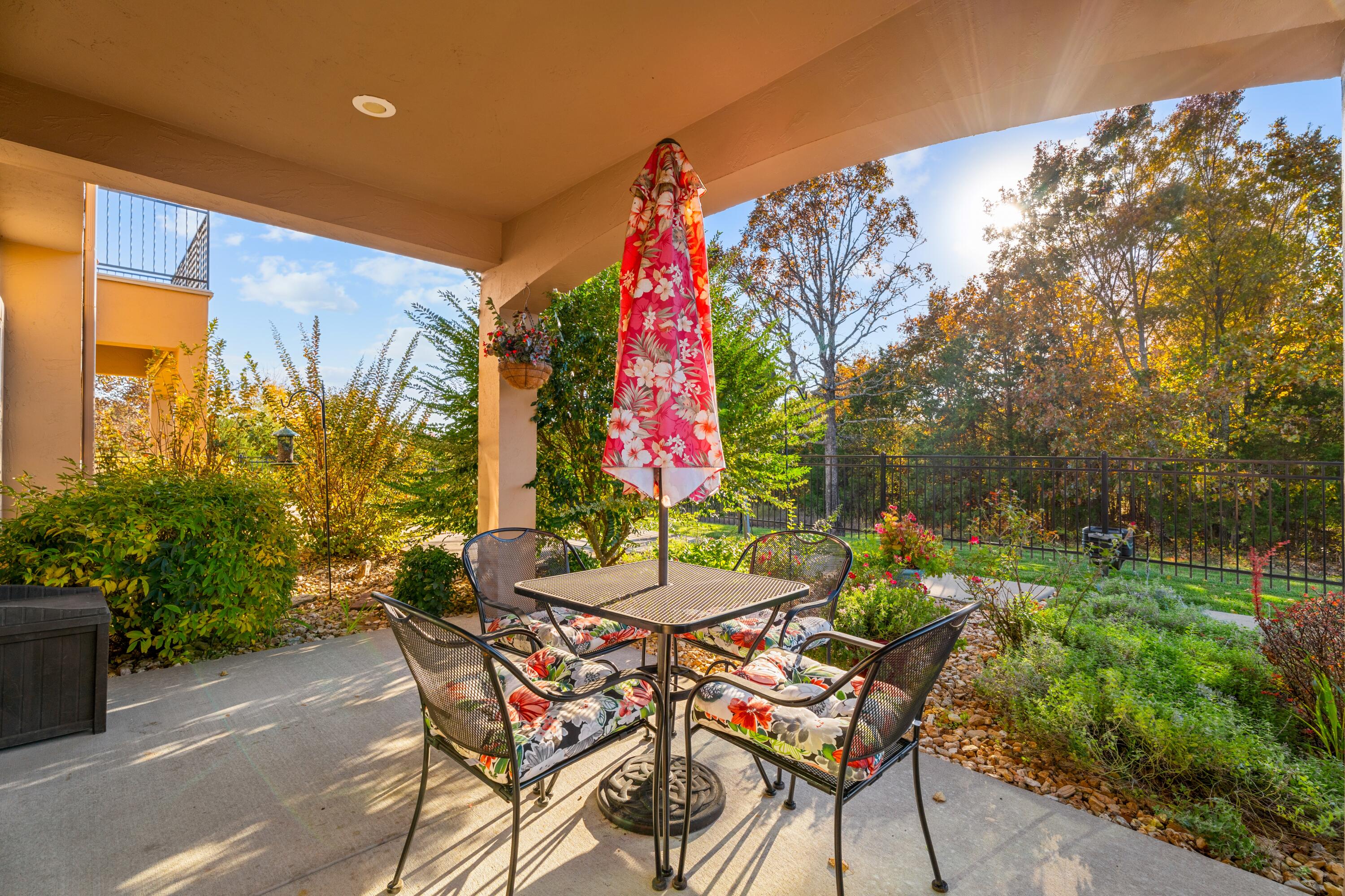 140 South Tuscany Drive C Property Photo 6