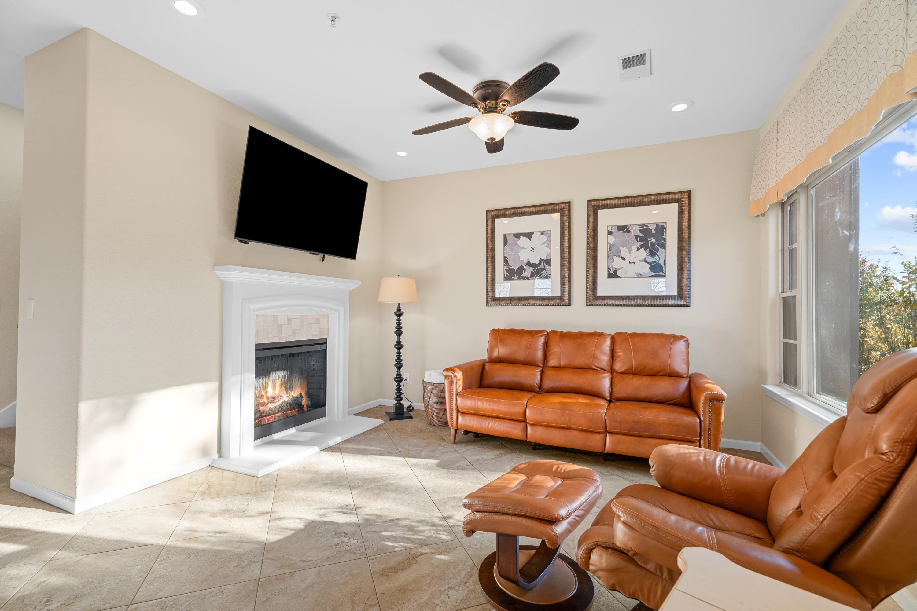 140 South Tuscany Drive C Property Photo 10