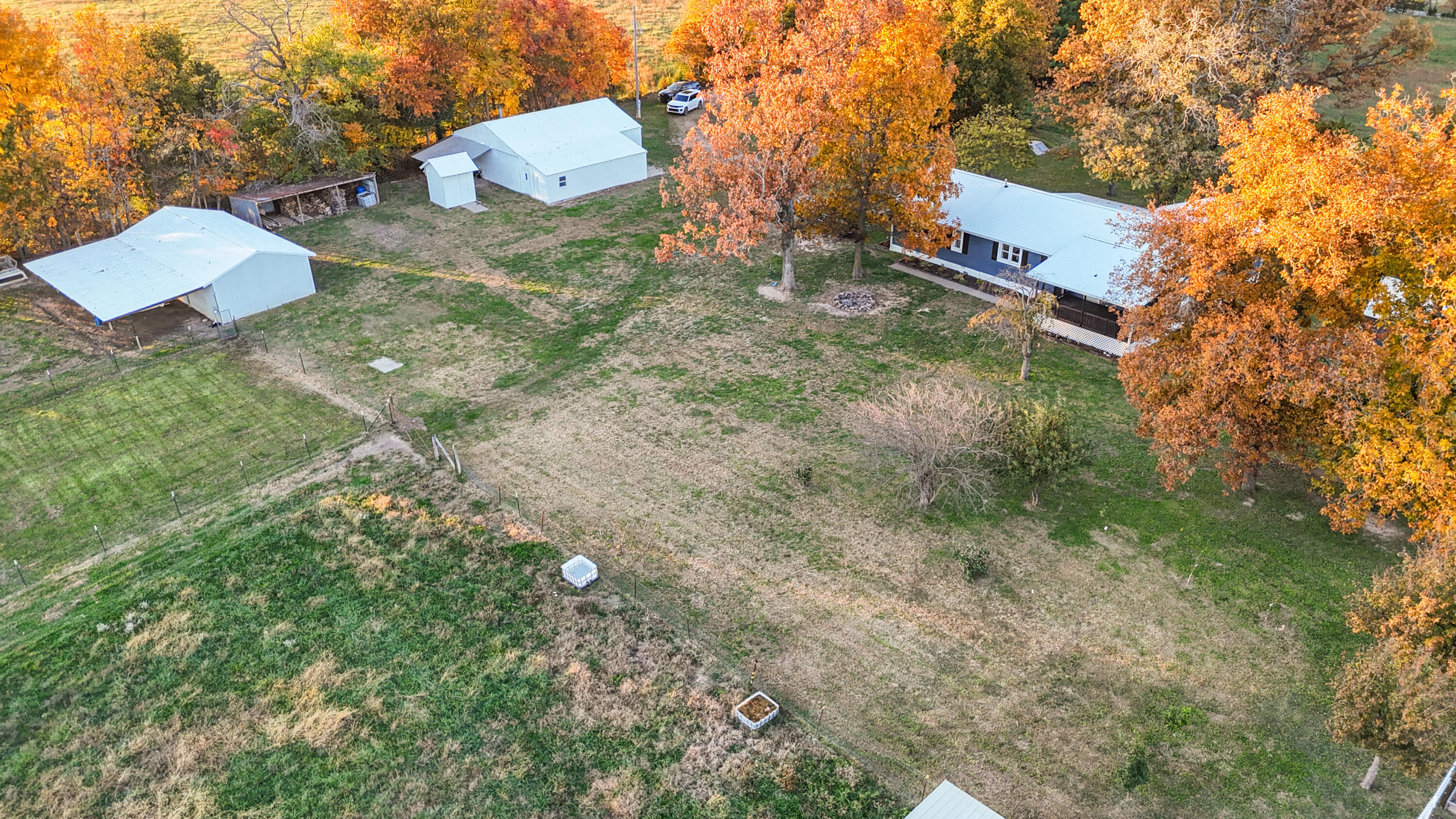 13992 Farm Road 2185 Property Photo 16