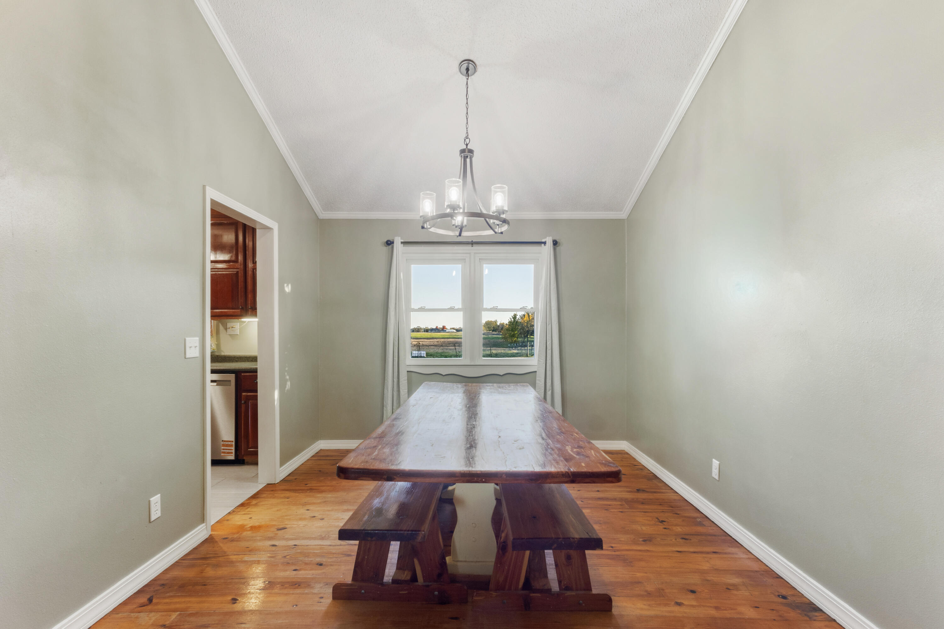 13992 Farm Road 2185 Property Photo 26
