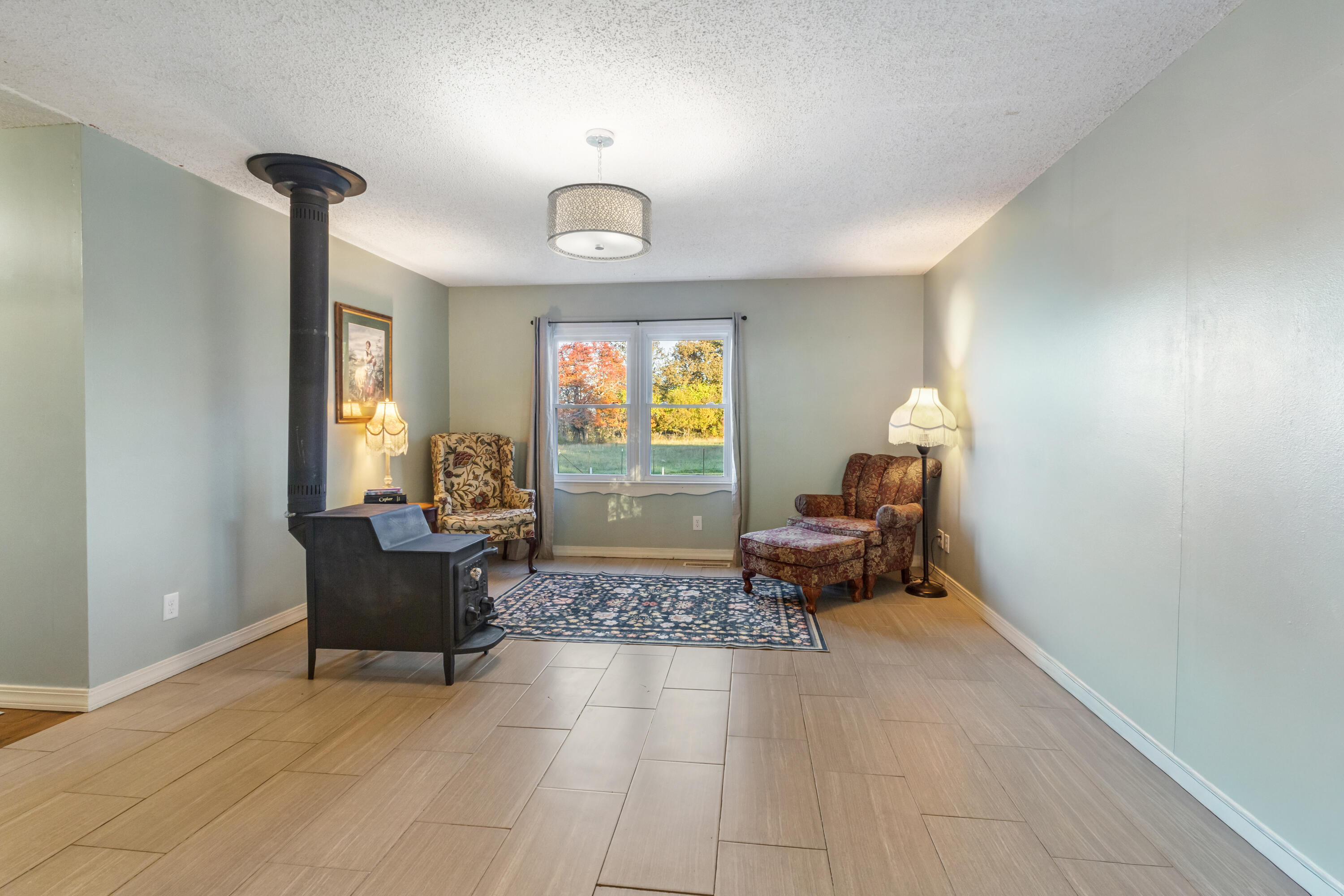 13992 Farm Road 2185 Property Photo 27