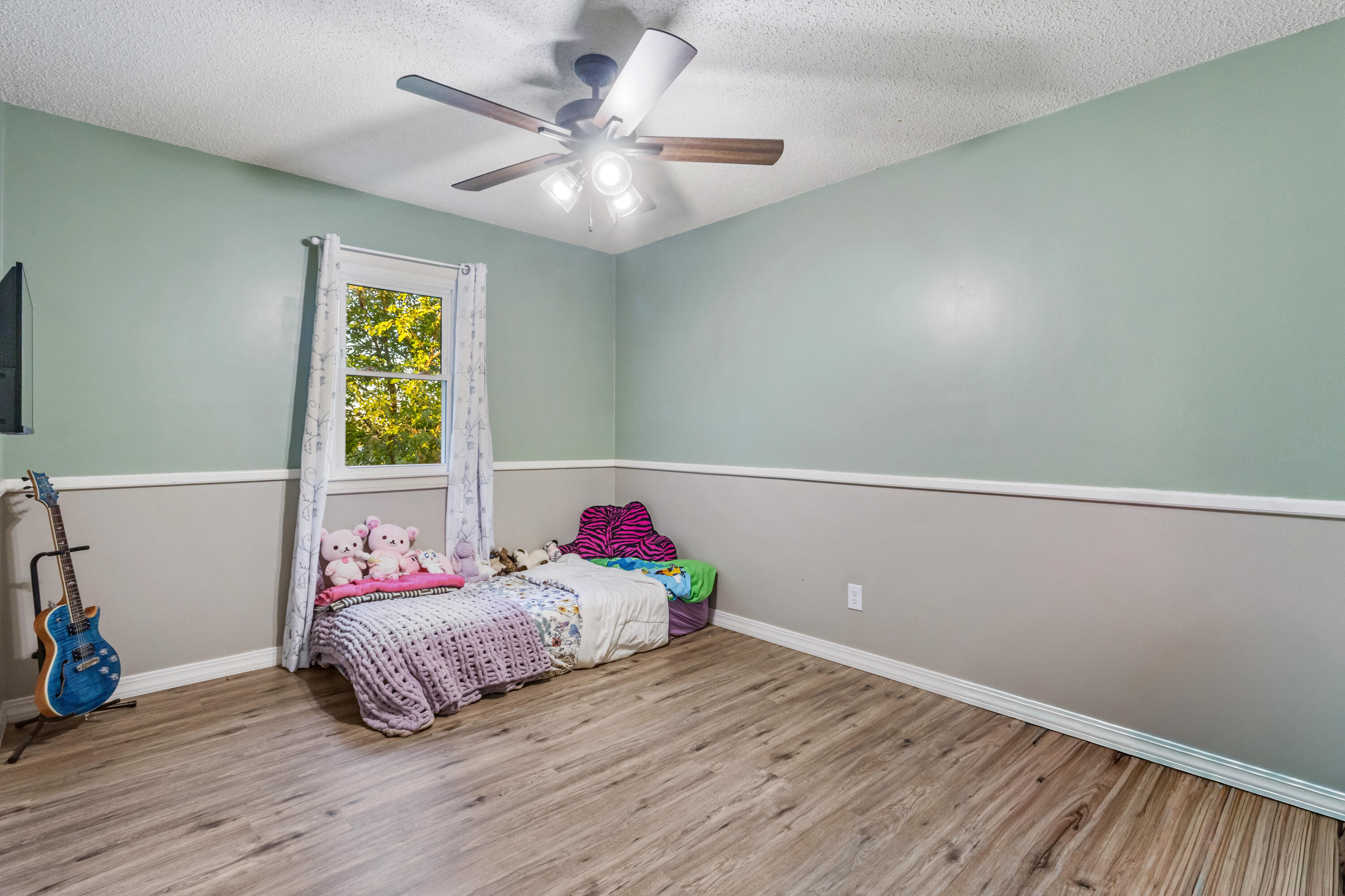 13992 Farm Road 2185 Property Photo 33