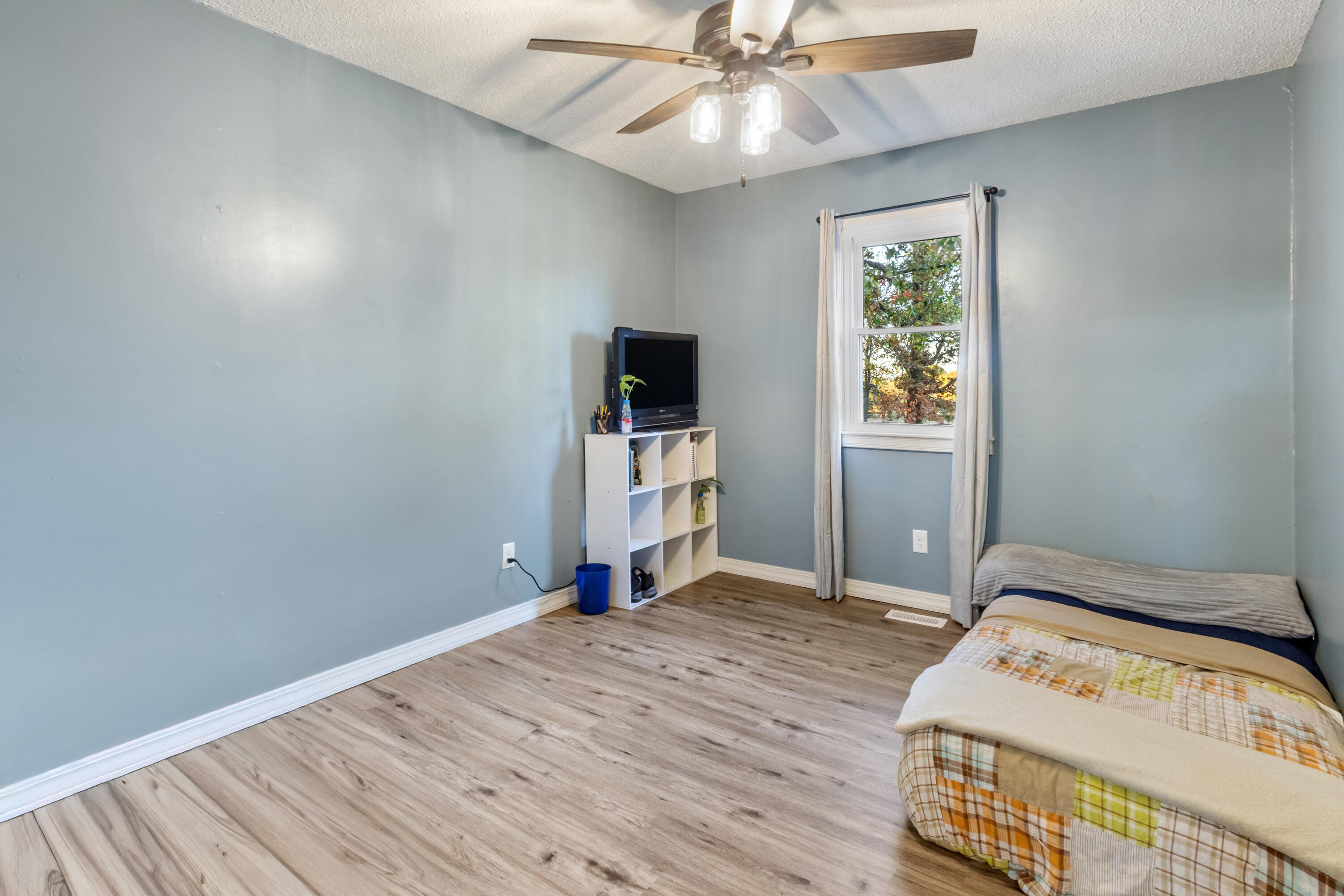 13992 Farm Road 2185 Property Photo 34