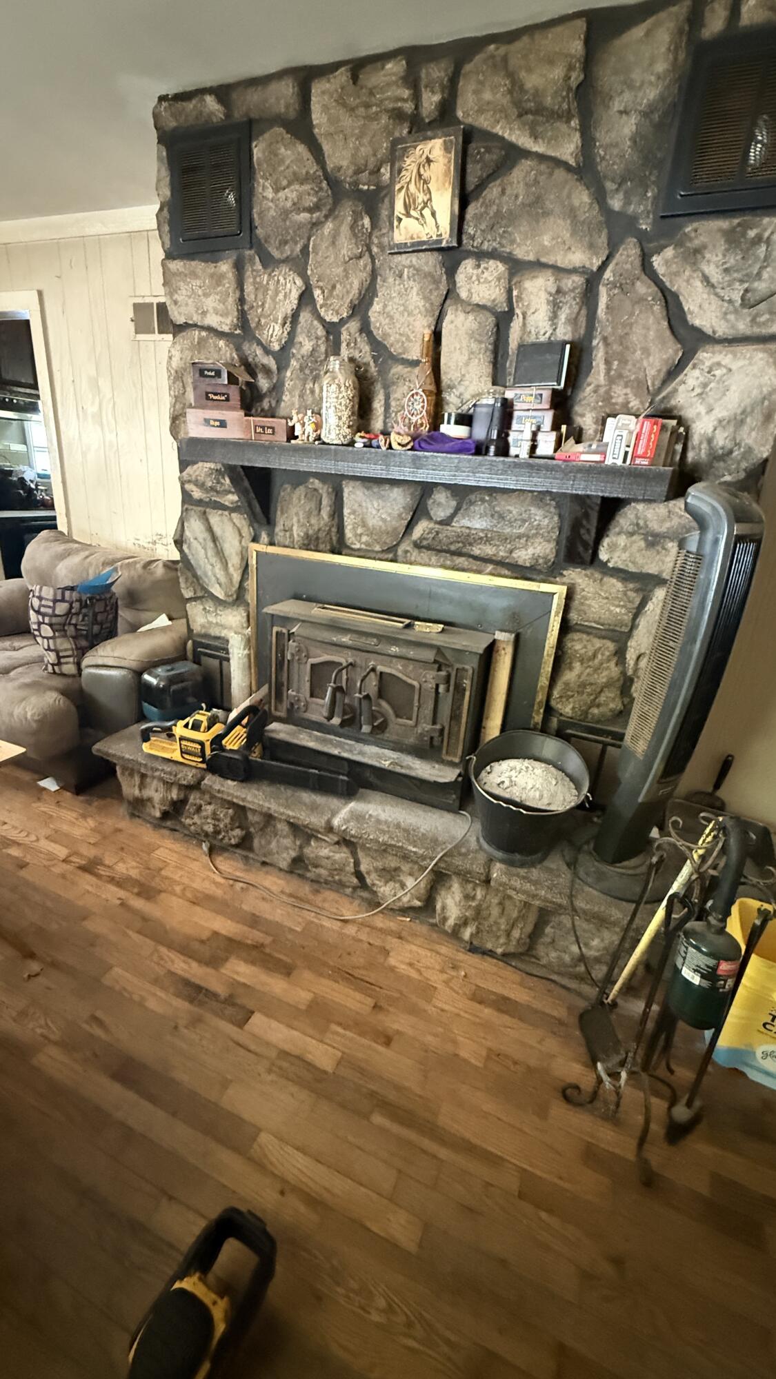 1637 South Broadway Avenue Property Photo 1