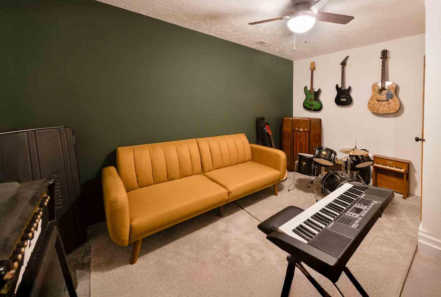 13915 Farm Road 1115 Property Photo 30