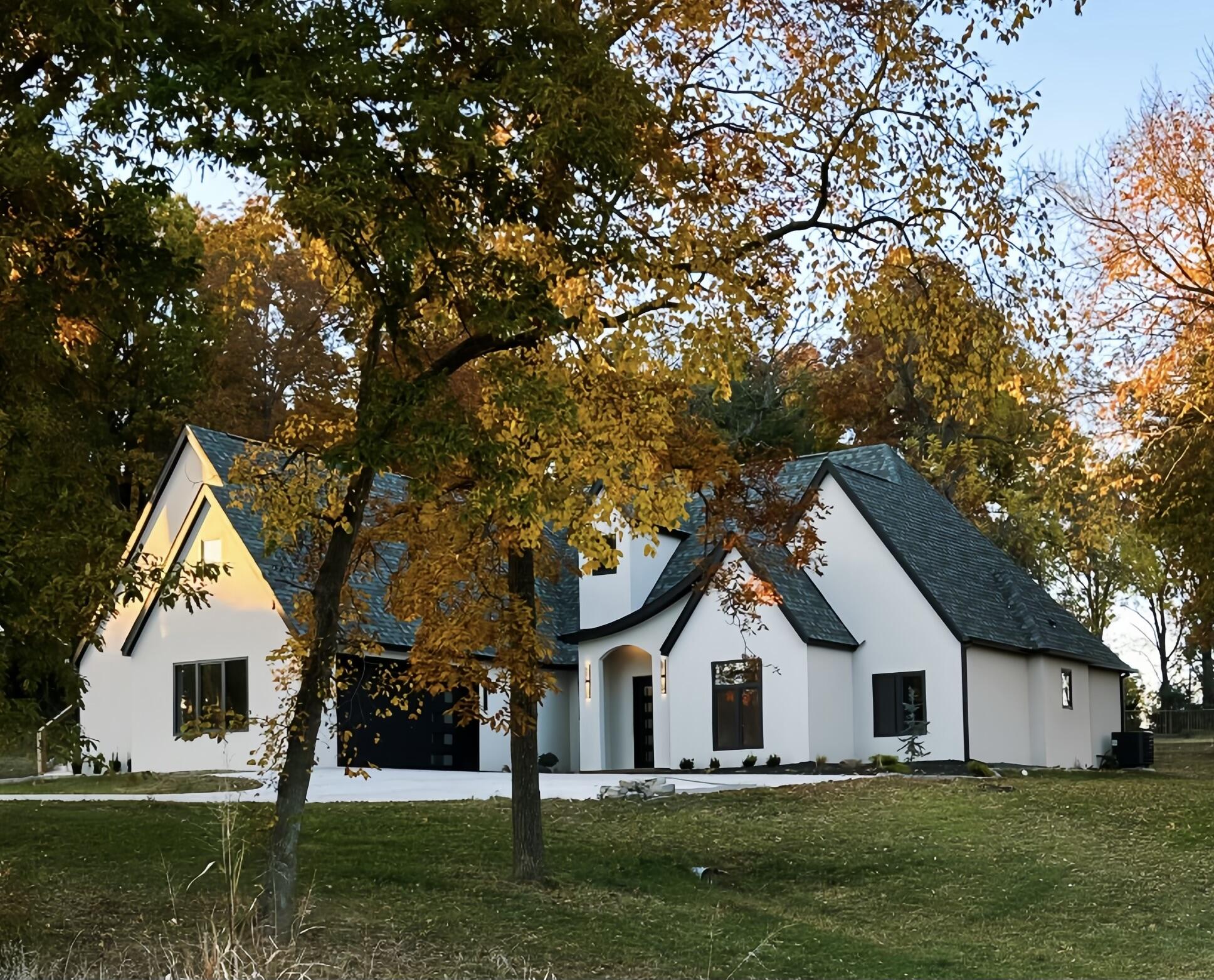 144 Blue Jay Way Property Photo 1