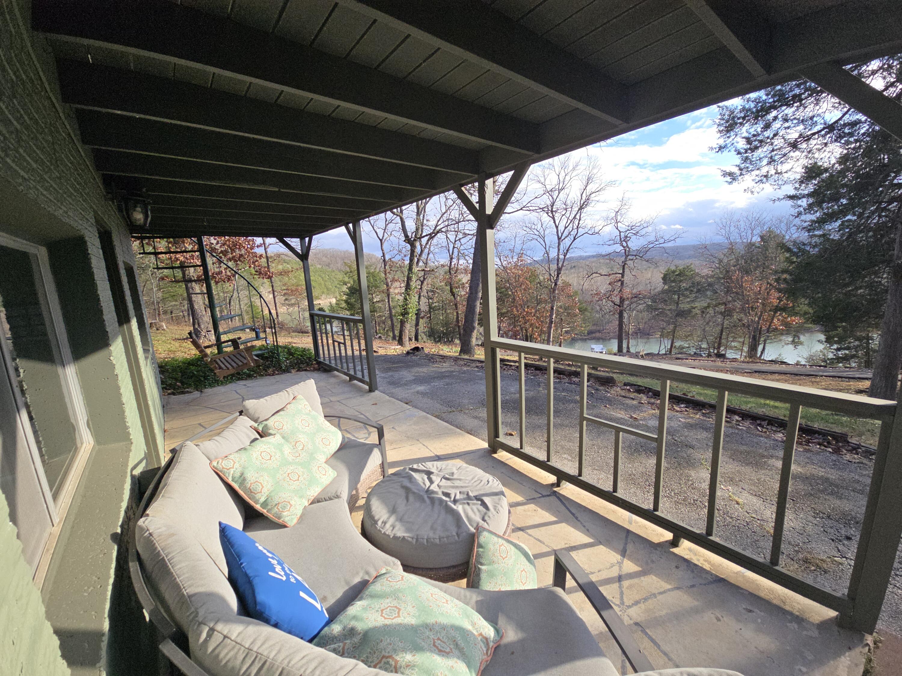 512 Dry Creek Drive Property Photo 10