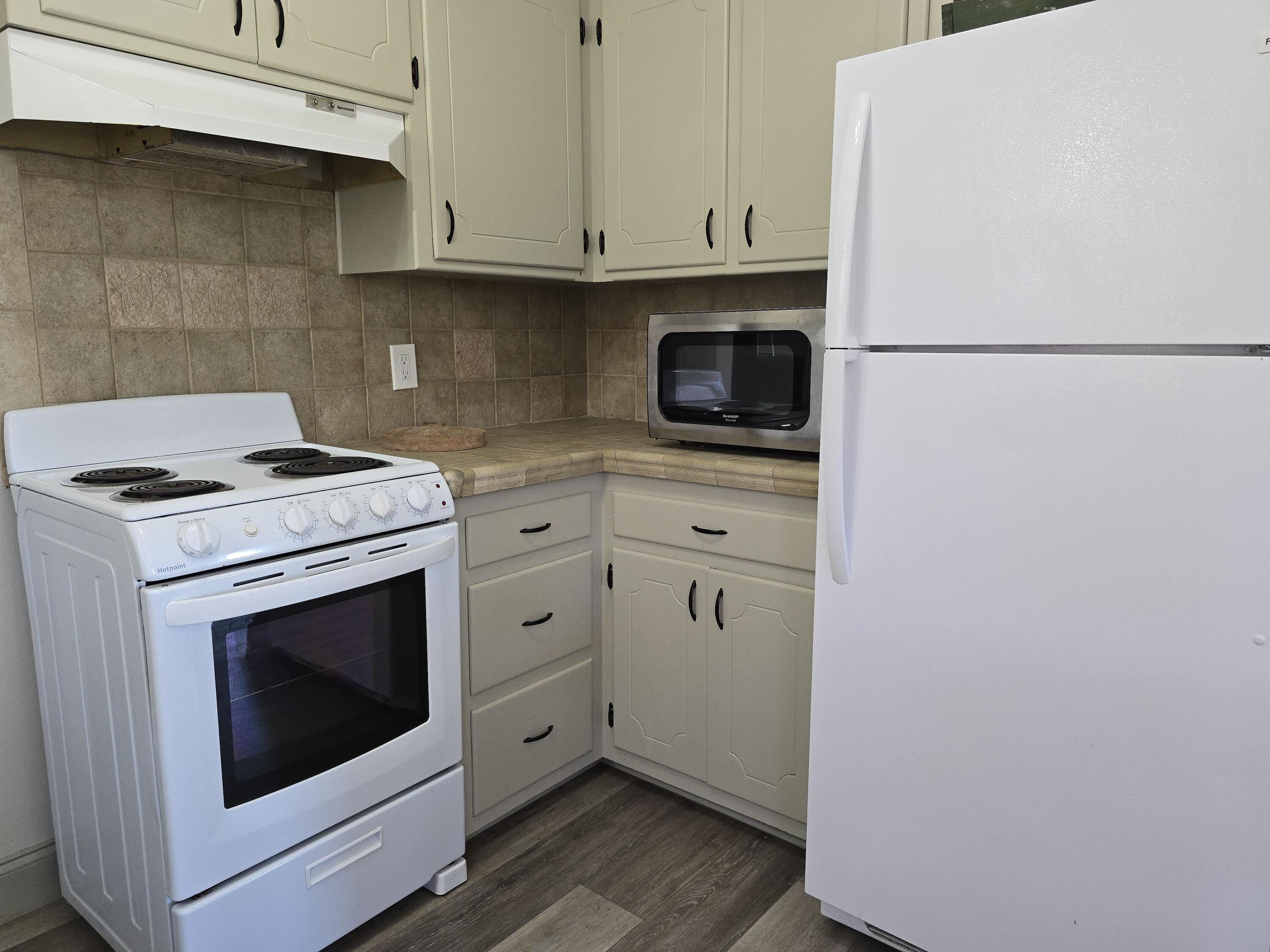 512 Dry Creek Drive Property Photo 32