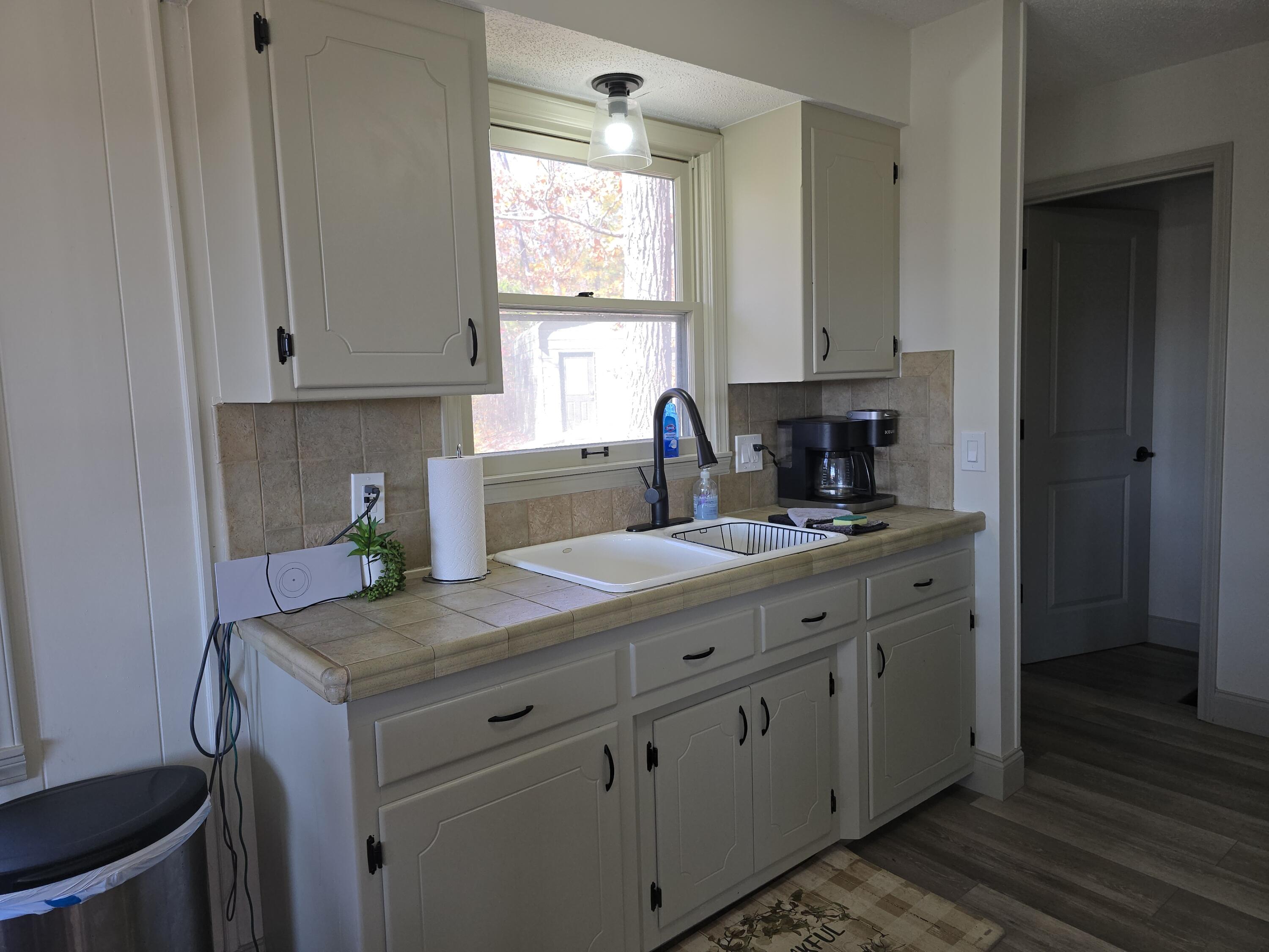 512 Dry Creek Drive Property Photo 33