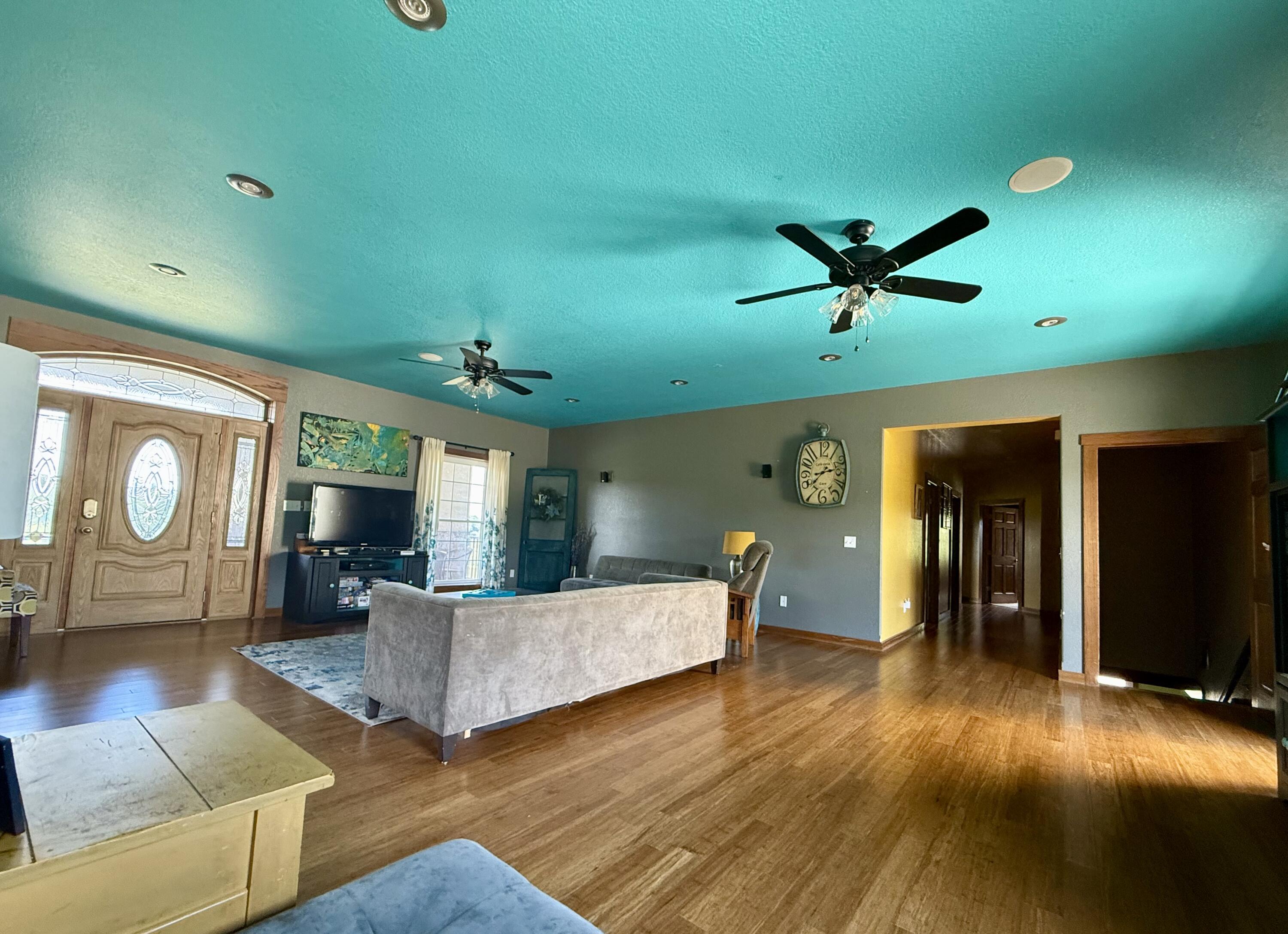 16133 Overlook Lane Property Photo 21