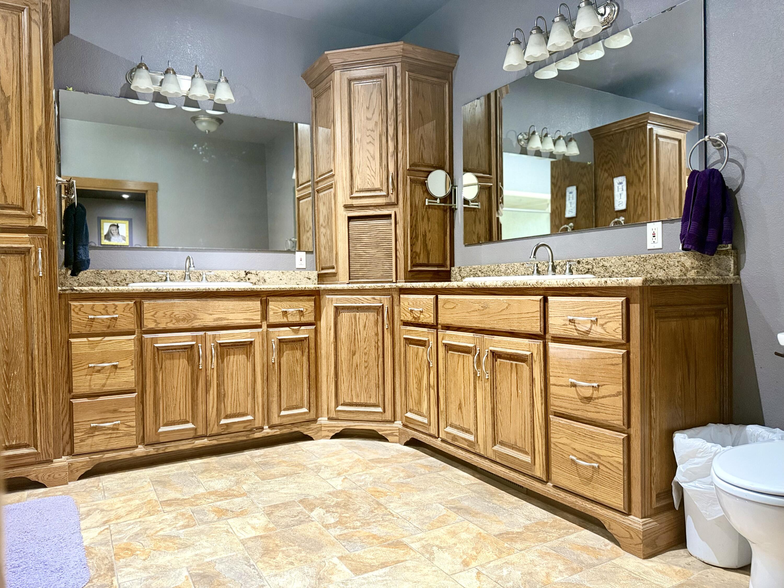 16133 Overlook Lane Property Photo 38