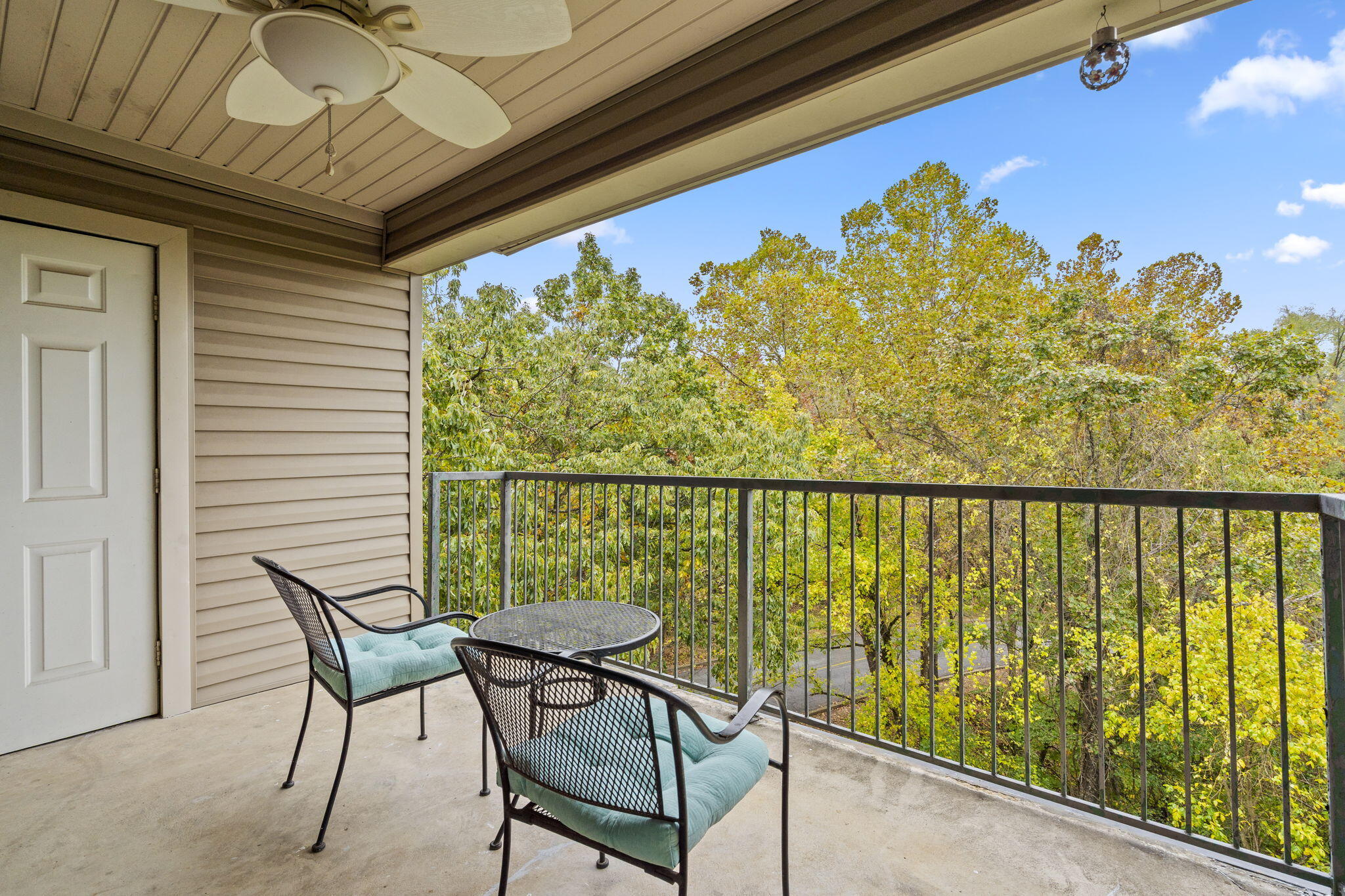 505 Valley View Drive 201 Property Photo 47