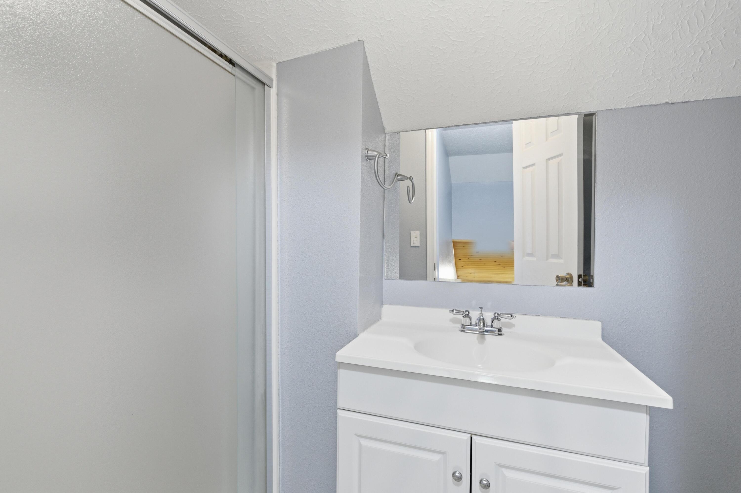 23548 Lawrence 1090 Property Photo 21