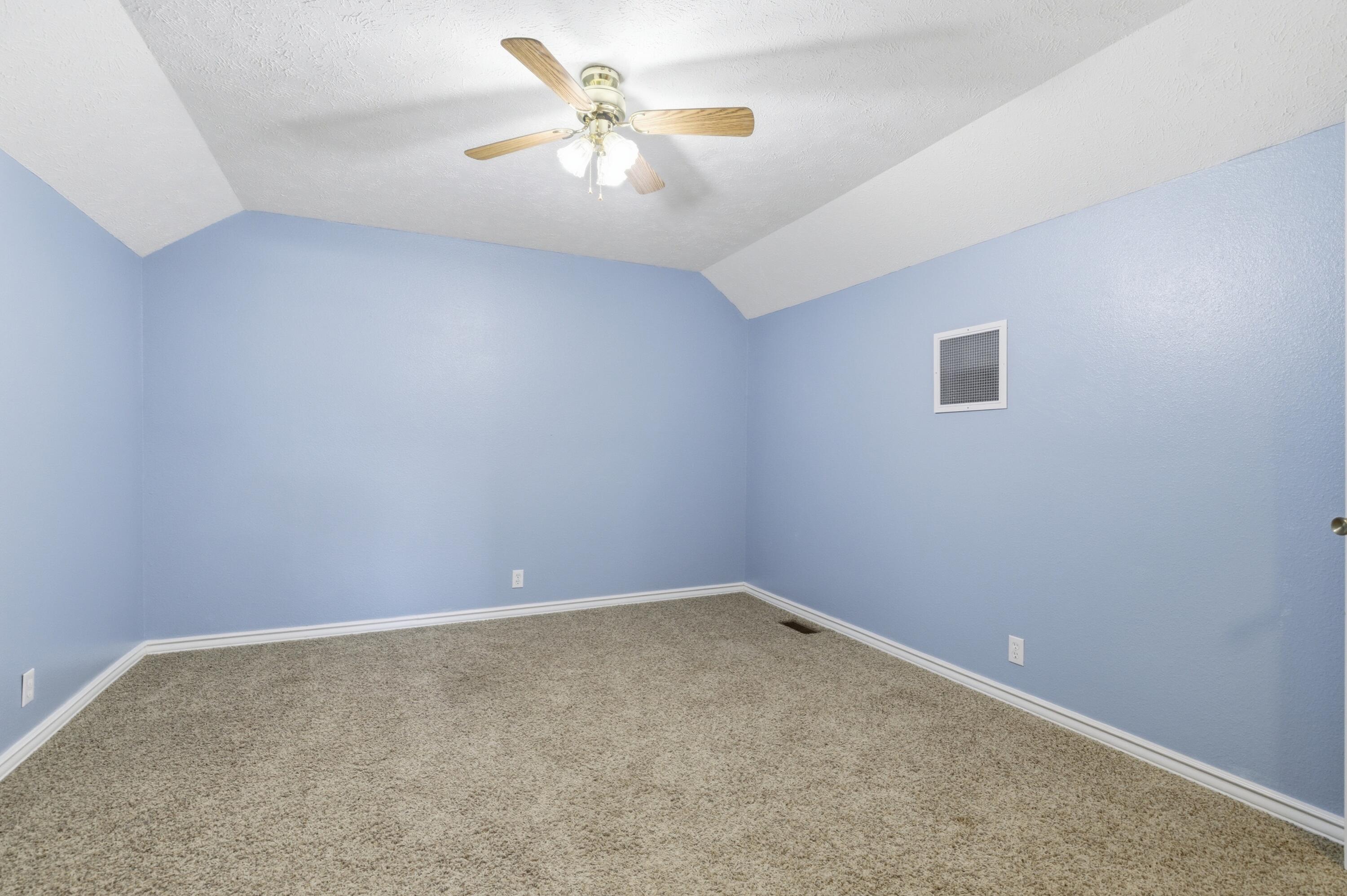23548 Lawrence 1090 Property Photo 22