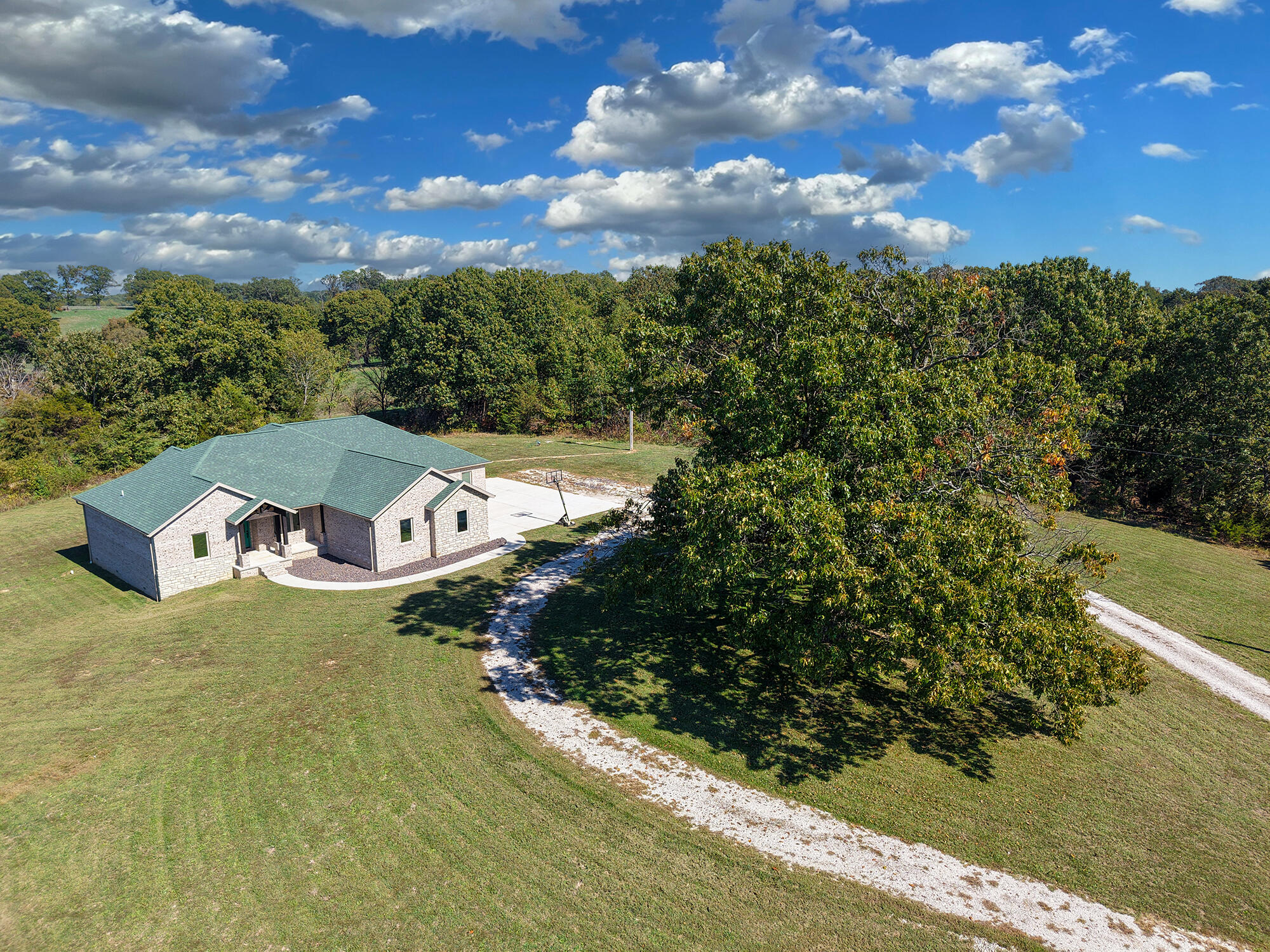 635 Bass Hollow Road Property Photo 3