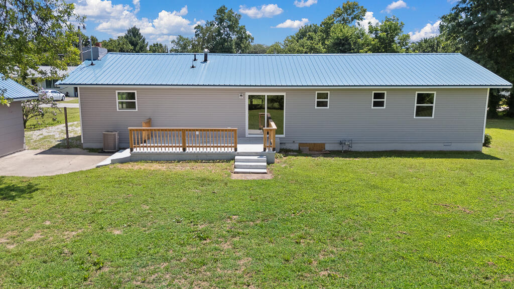1102 Sapp Street Property Photo 4