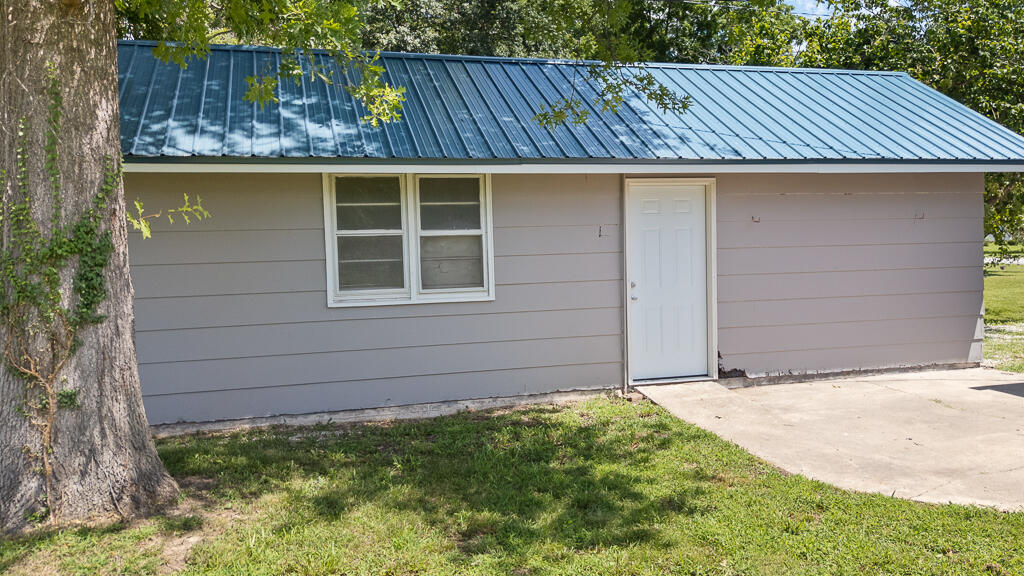 1102 Sapp Street Property Photo 7