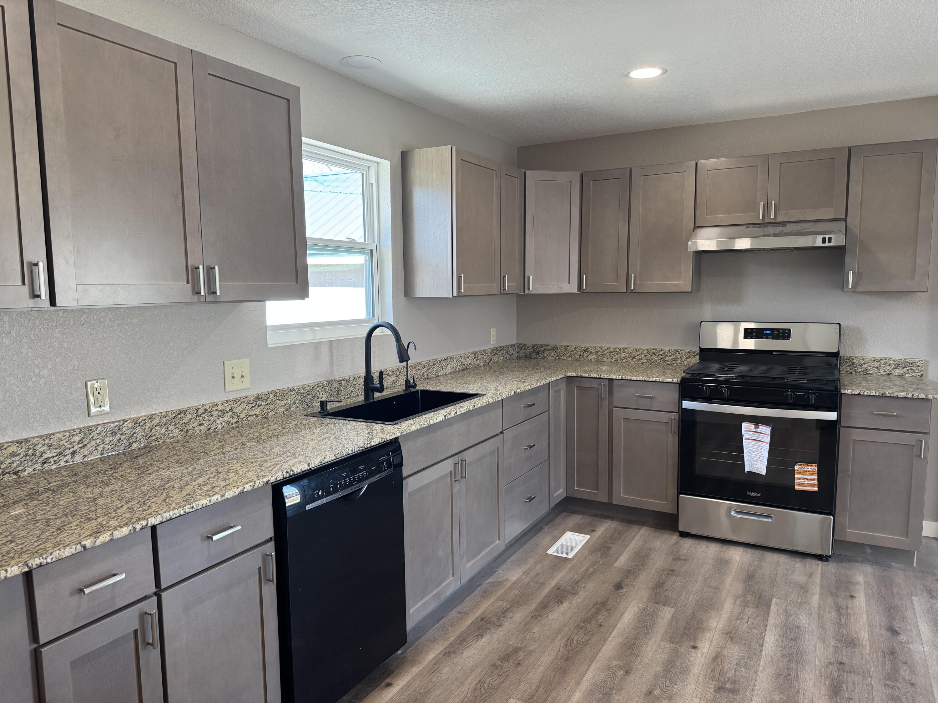 1102 Sapp Street Property Photo 15