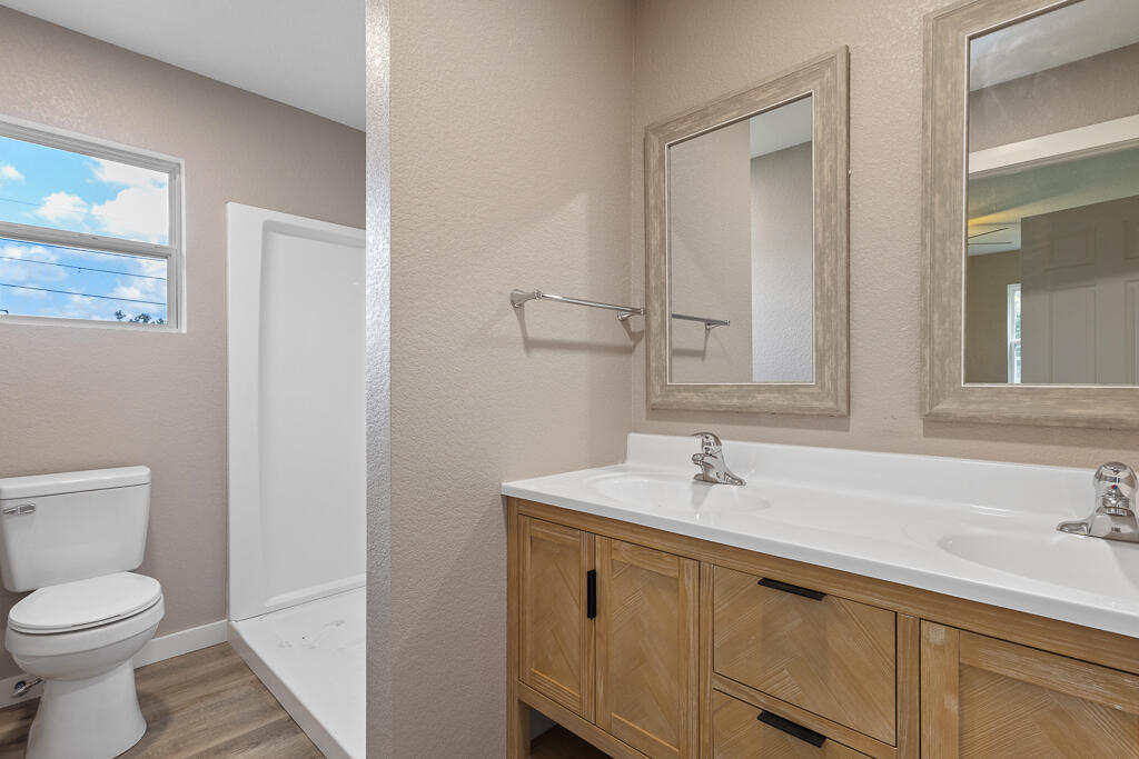 1102 Sapp Street Property Photo 23